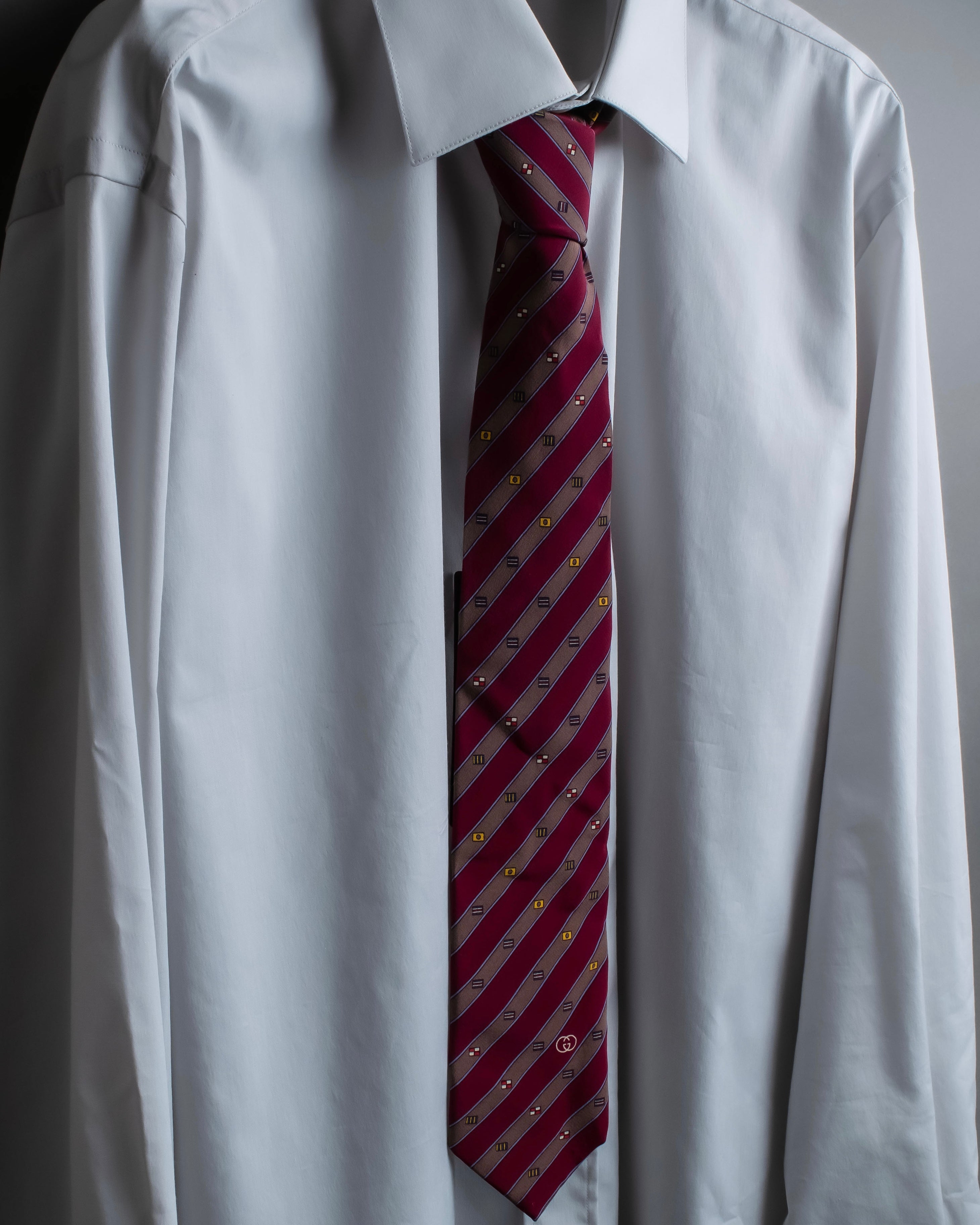 "GUCCI" Burgundy color diagonal stripe silk neck tie