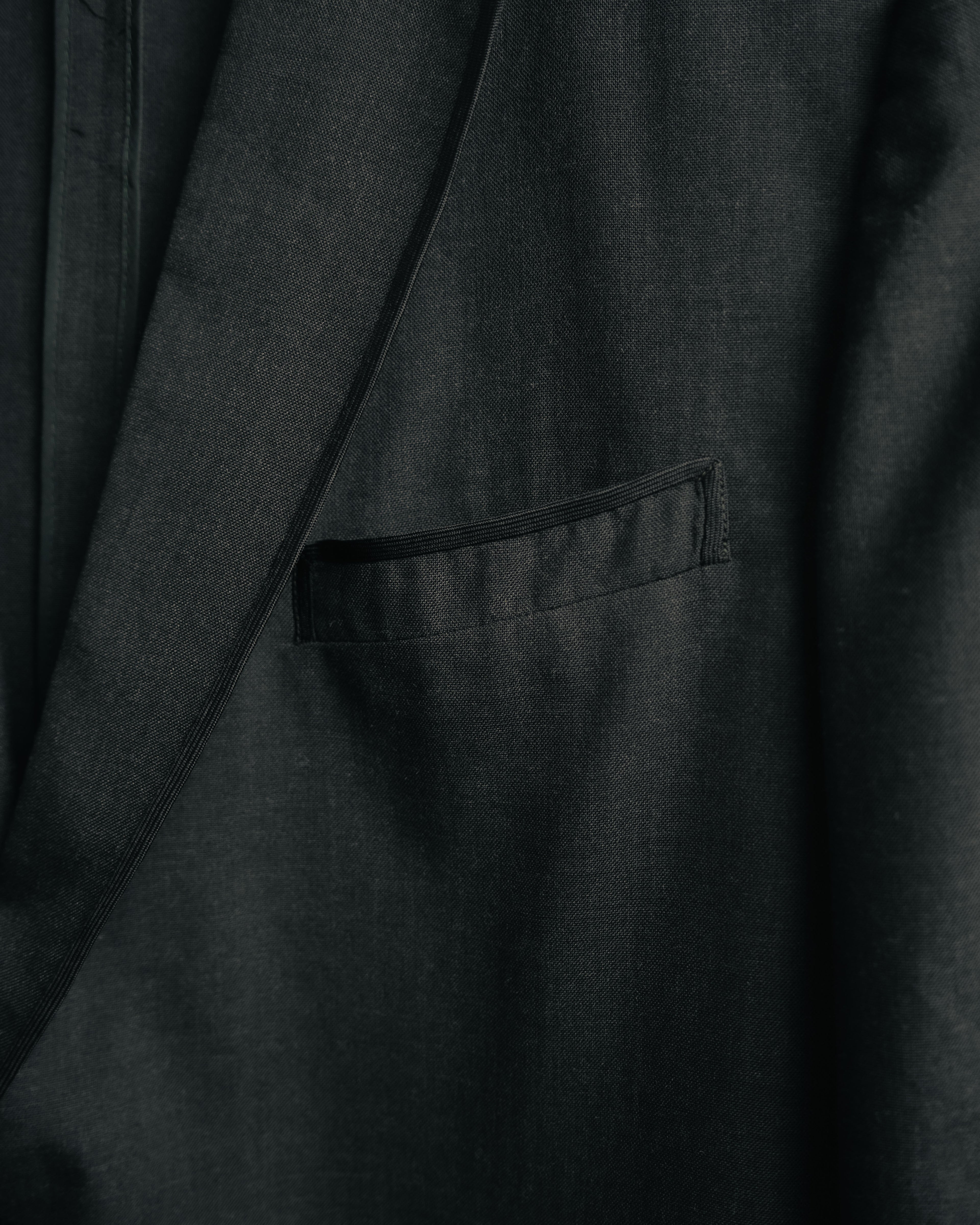 -MOOD Vintage Collections-
70’s-80’s Piping formal tailored jacket