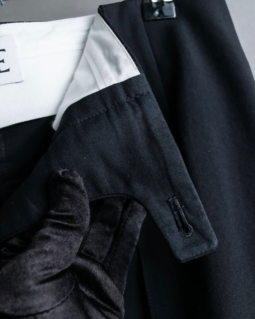 "LOEWE" Deep pleat tapered draped slacks