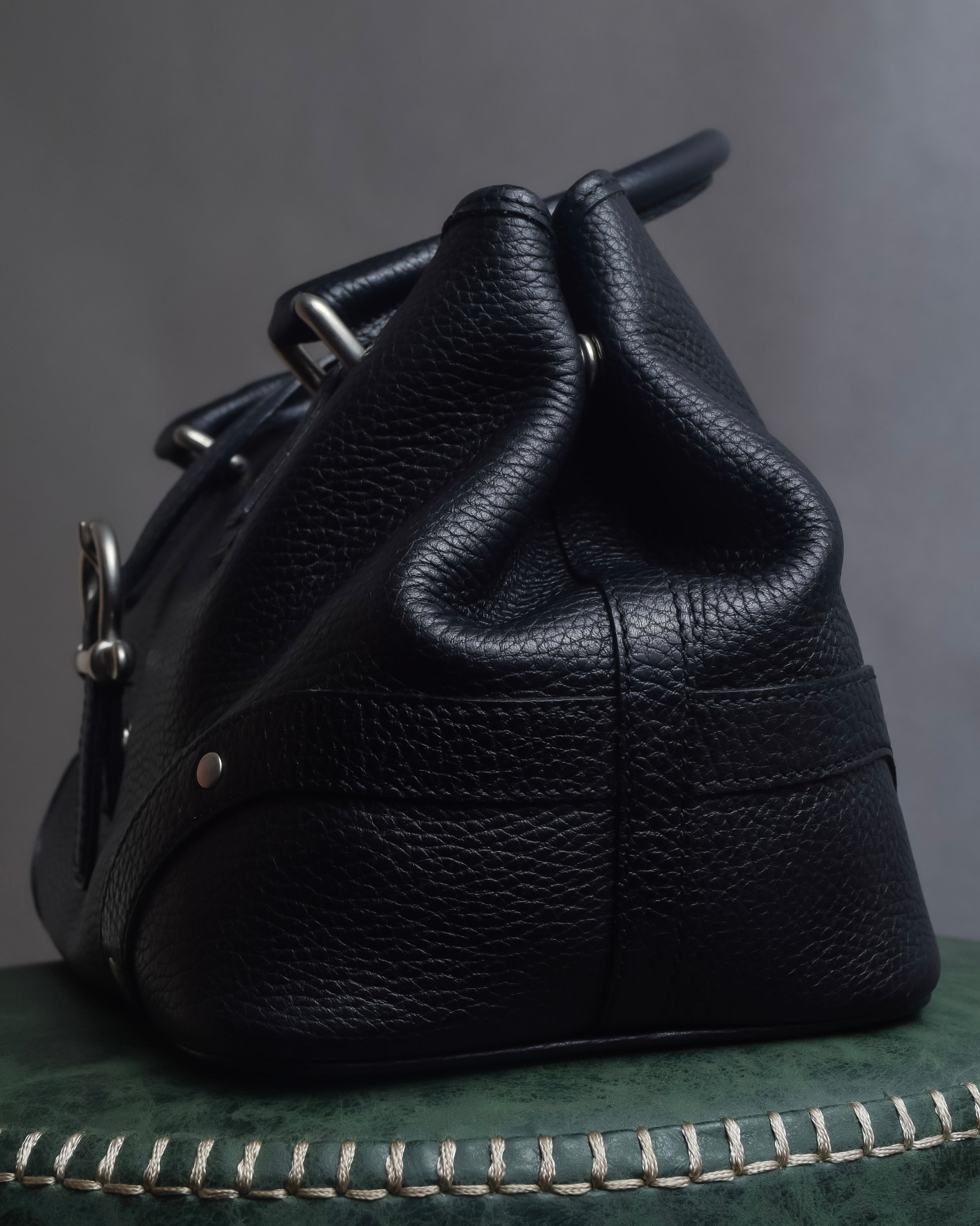 "BURBERRY" Silver stud design grained leather one-handle bag