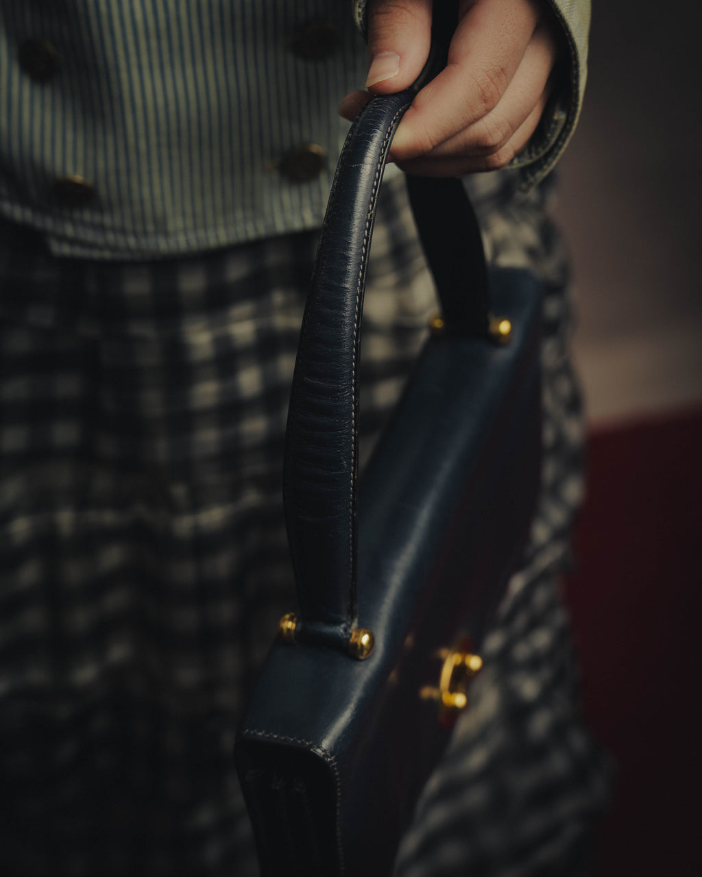 -SPECIAL- “HERMÈS” 50’s-60’s sculptural oval clasp midnight navy leather handbag