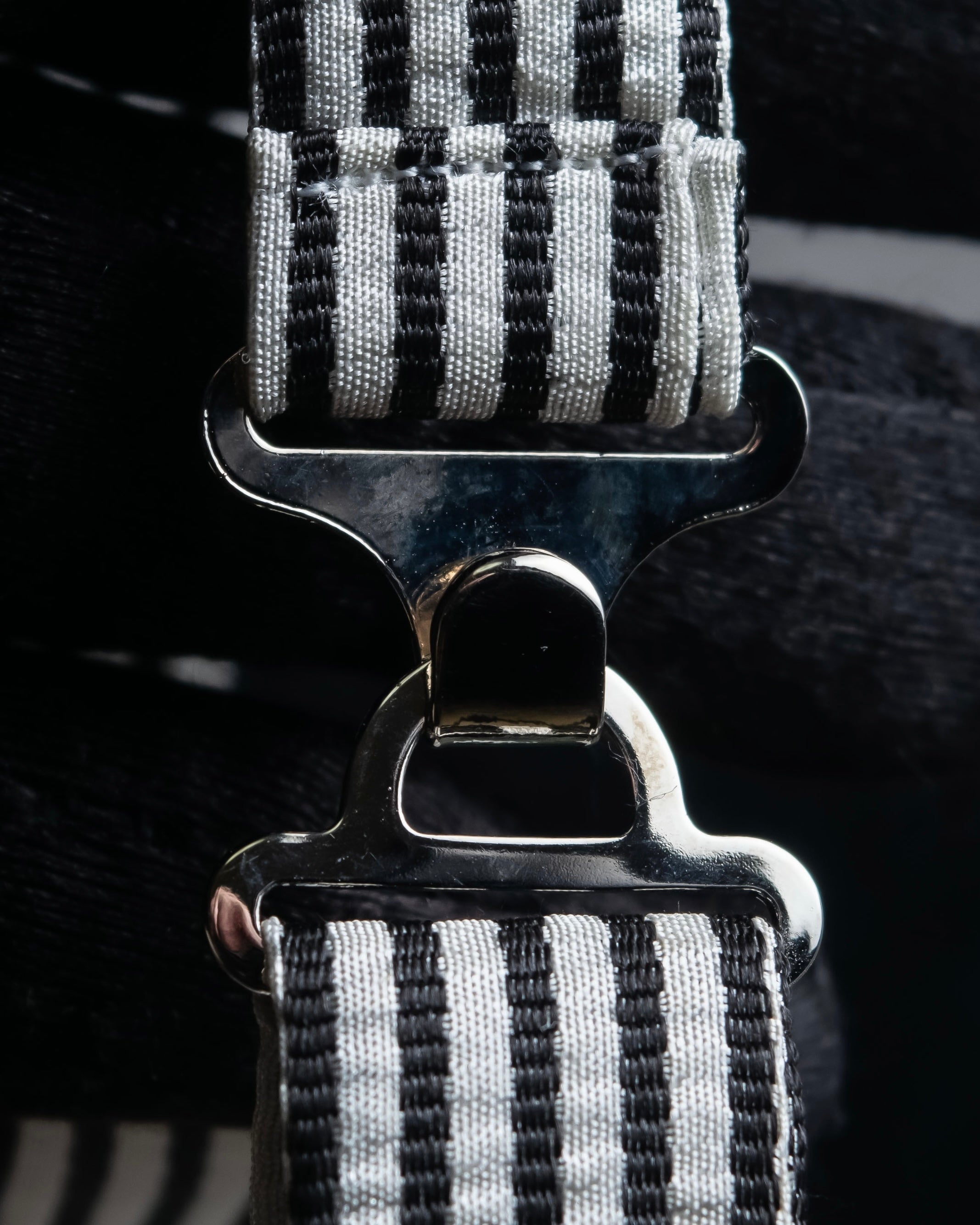 "LOUIS VUITTON" Black＆white color striped bow tie