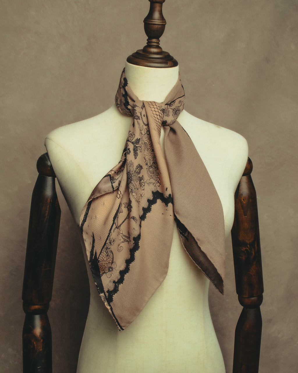 –SPECIAL– “Christian Dior” 00’s Trompe l’oeil lace corset print silk scarf