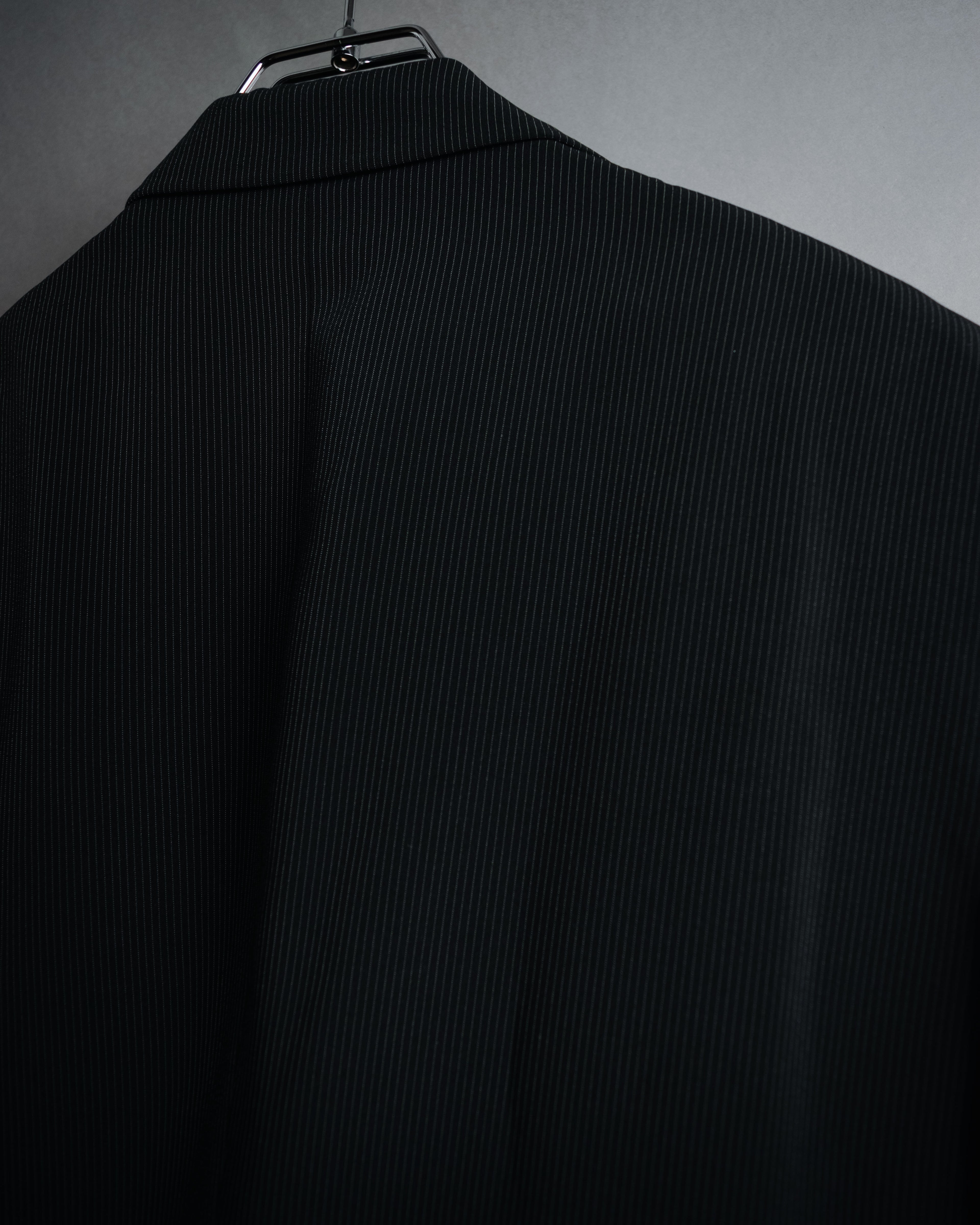 "GIORGIO ARMANI" 08’s-09’s Sharp pinstripe wool two button suit set