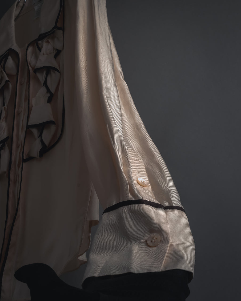 "CELINE" 00’s Piped ruffle silk blouse