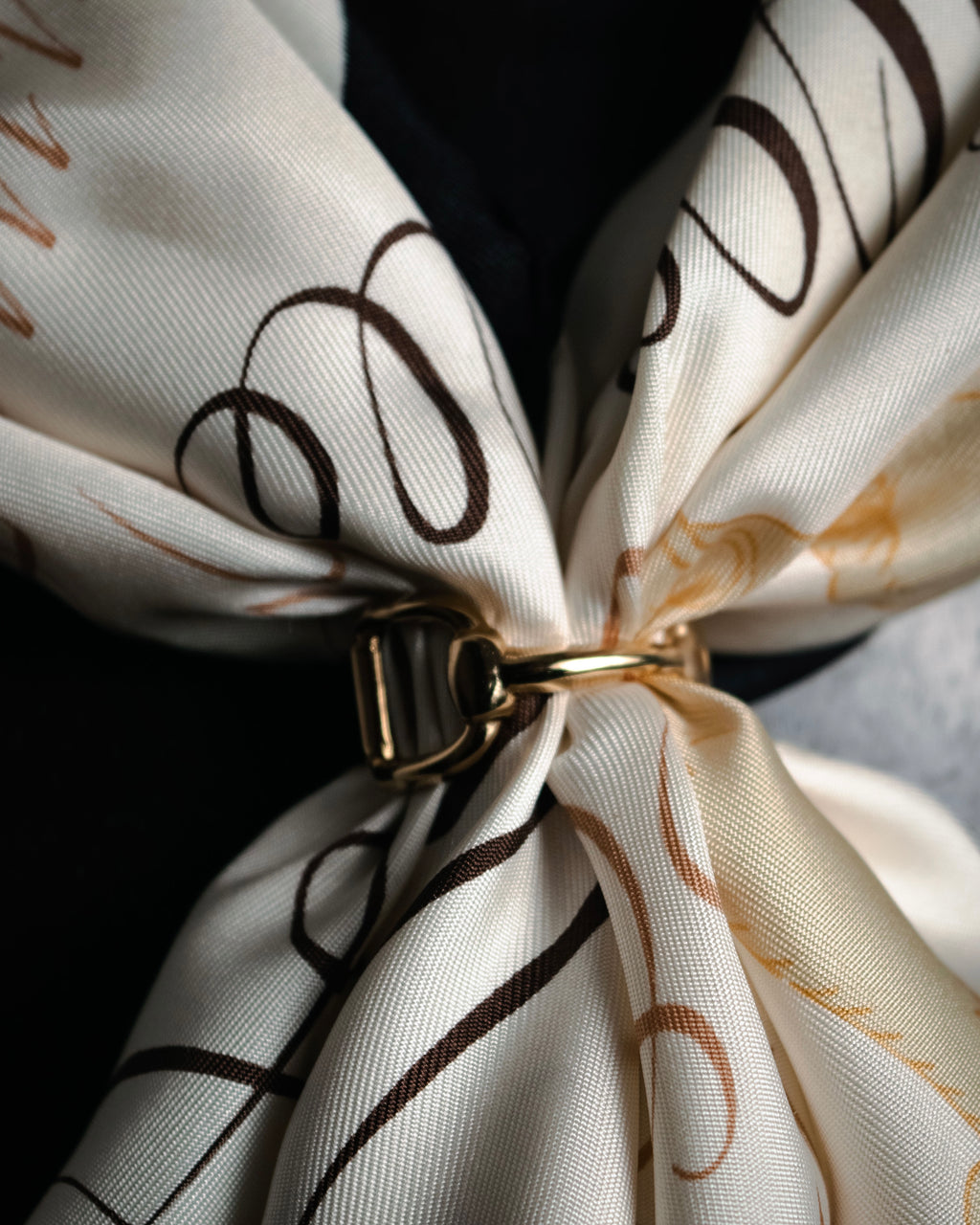 "GUCCI" 90’s-00’s Horsebit scarf ring