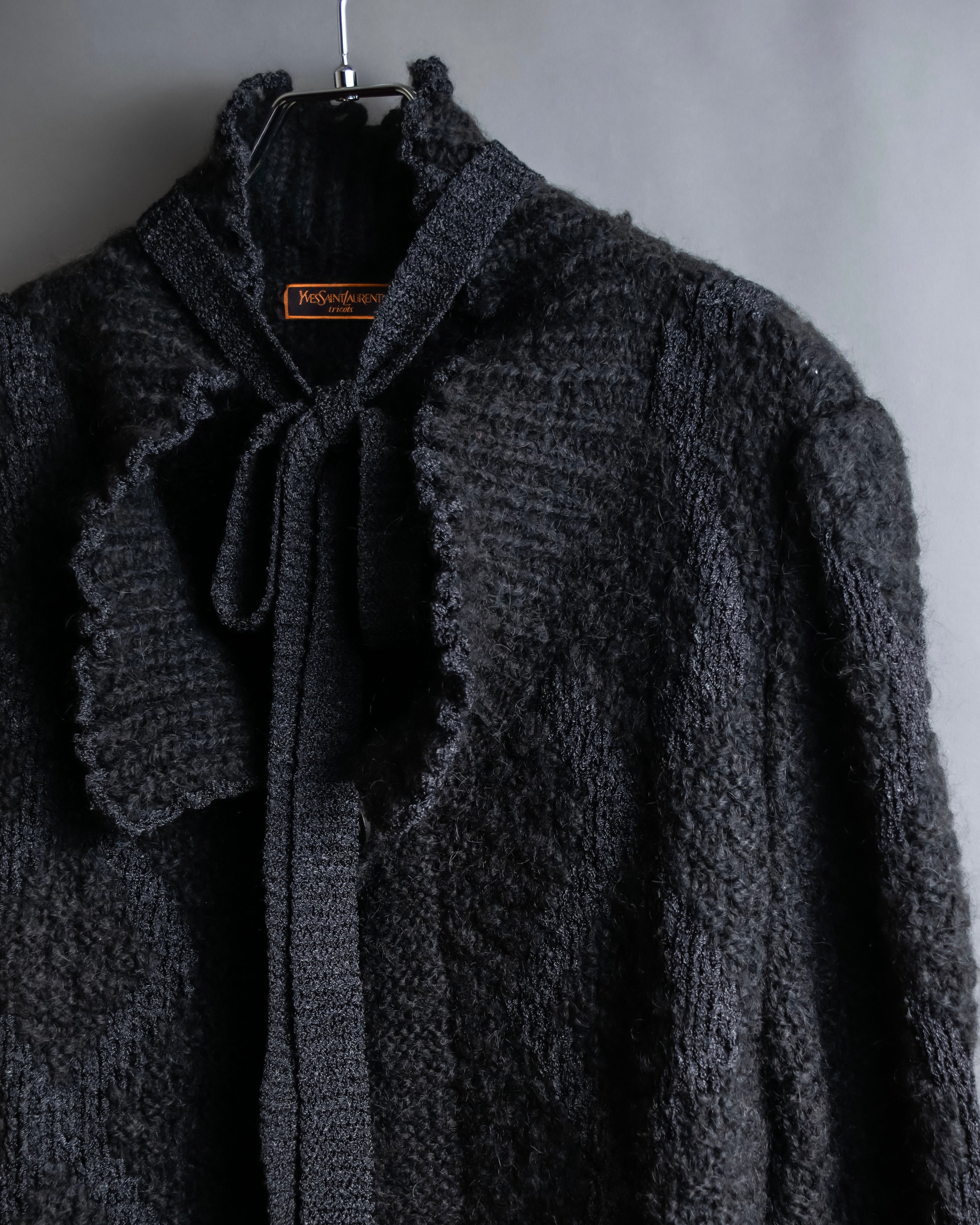 "YVES SAINT LAURENT" Ribbon design stand collar low gauge cardigan