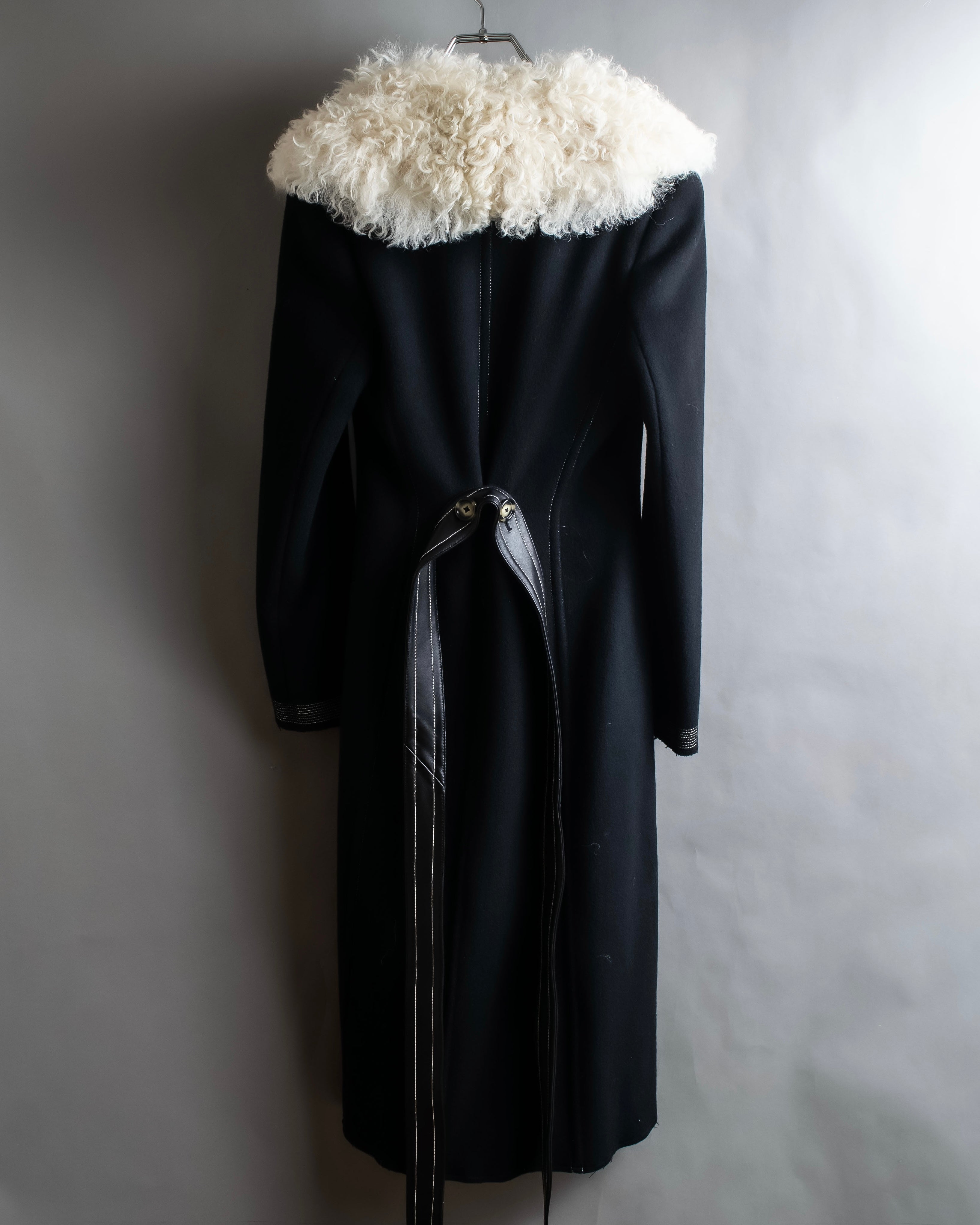 "HELMUT LANG" Fur collar belted long coat