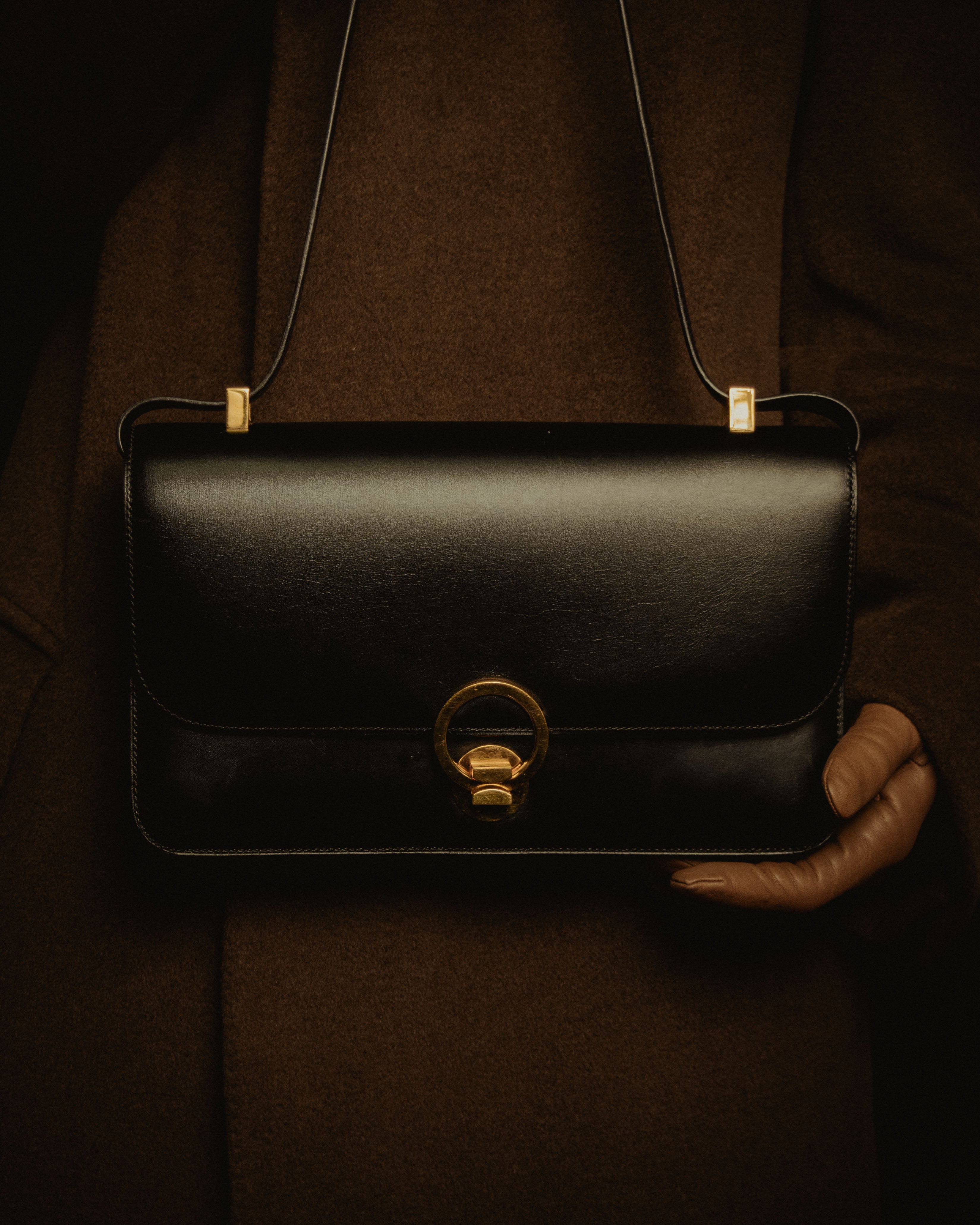 –SPECIAL– "HERMES" 90’s Box calf ring-lock accordion shoulder bag