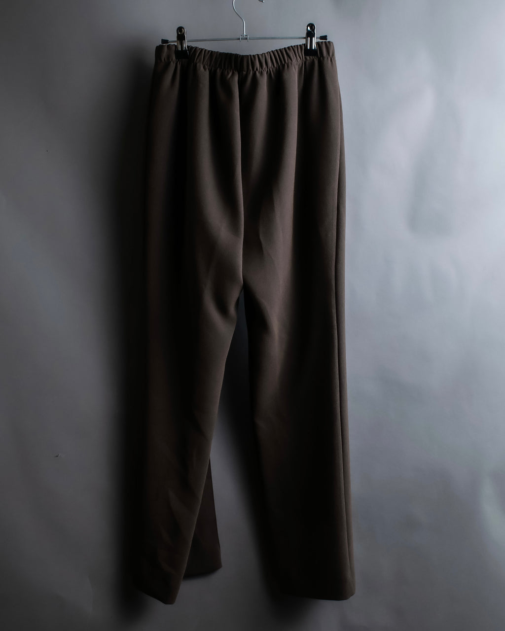 "SHIZUKA KOMURO" Dark brown color easy waist slacks