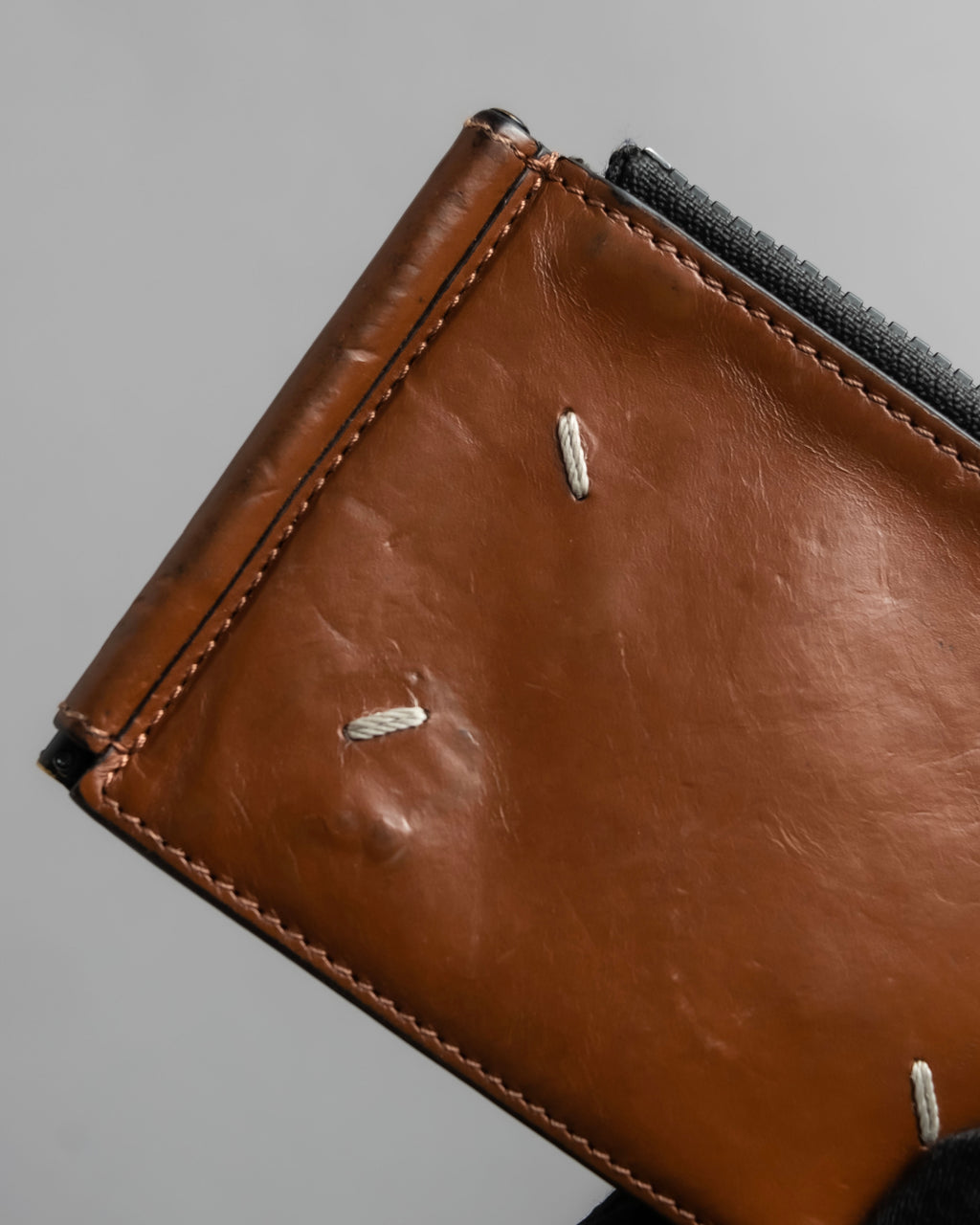 "MAISON MARGIELA" 4-tag design leather money clip