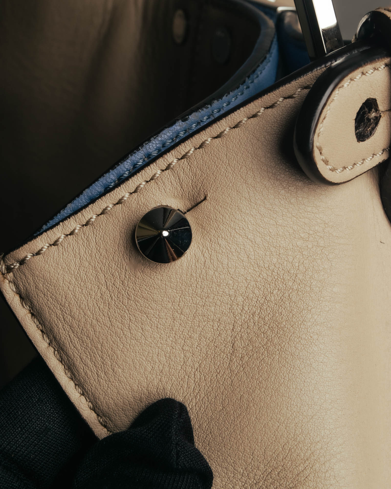 "FENDI" 2010's Soft leather peekaboo x lite handbag