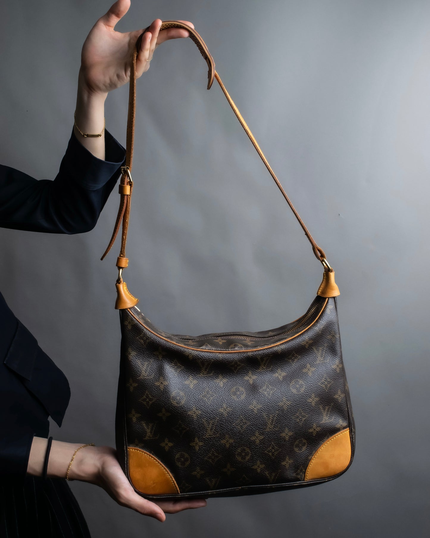 "LOUIS VUITTON" Boulogne 30 monogram pattern shoulder bag