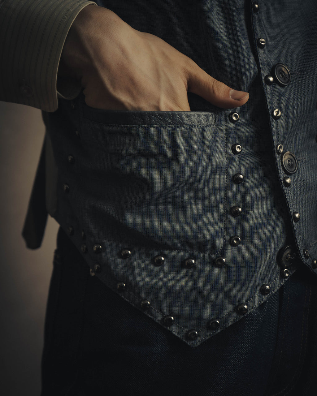 -SPECIAL- “Maison Martin Margiela” 07SS Studded wool leather tailored vest