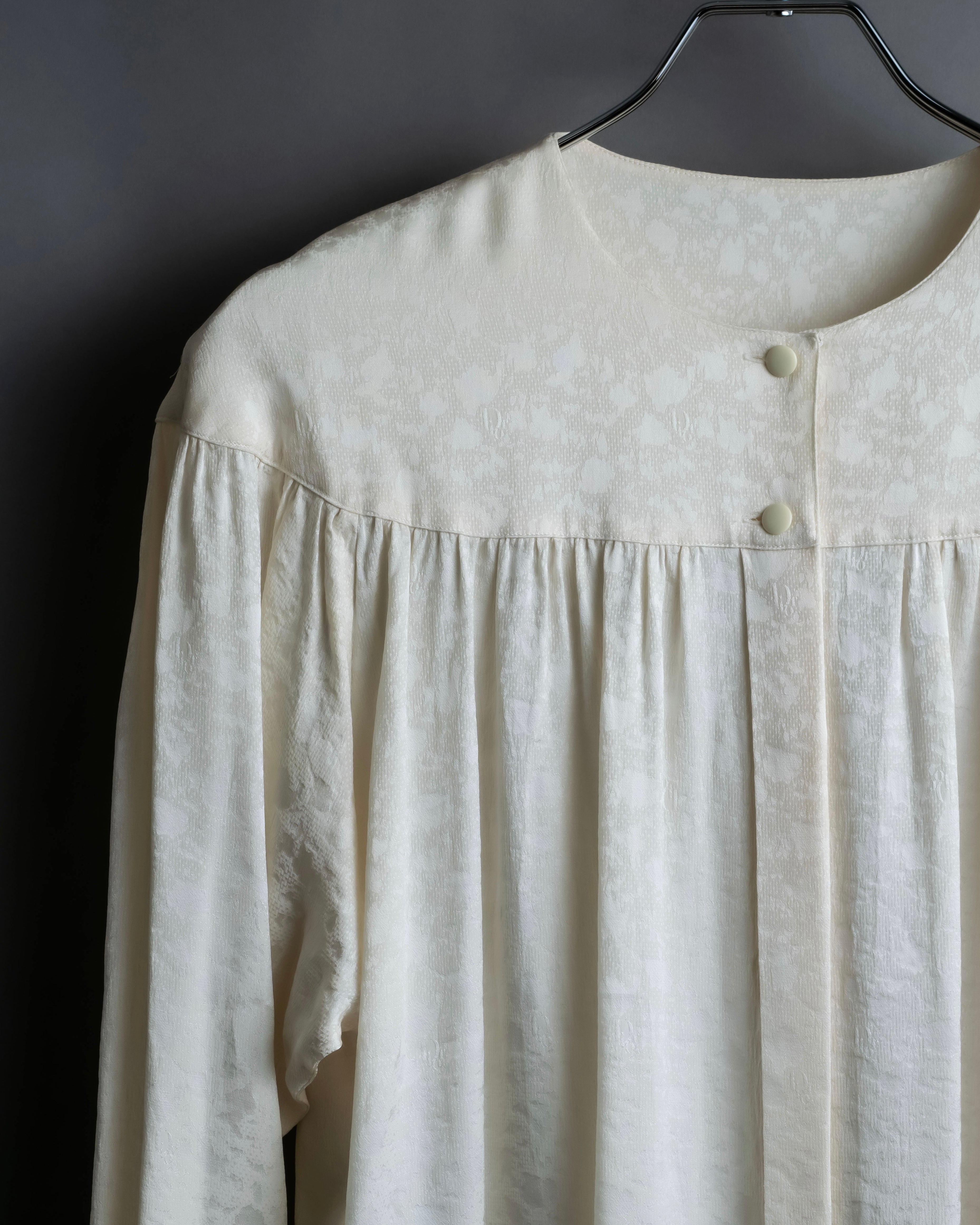 "Christian Dior" Shiny off-white shirt