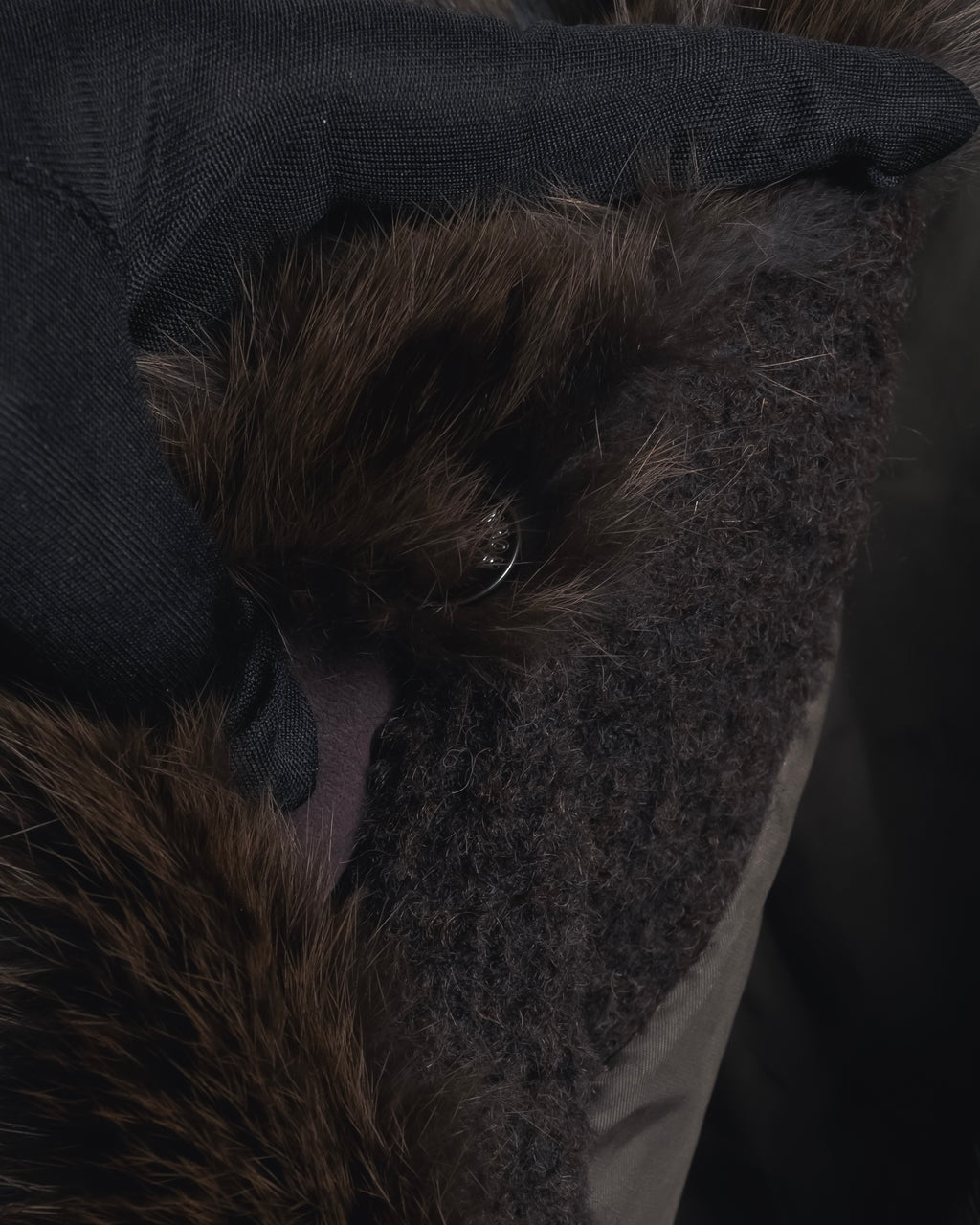 "FENDI" 90’s-00’s Sculptural belted leopard cat fur collar alpaca coat