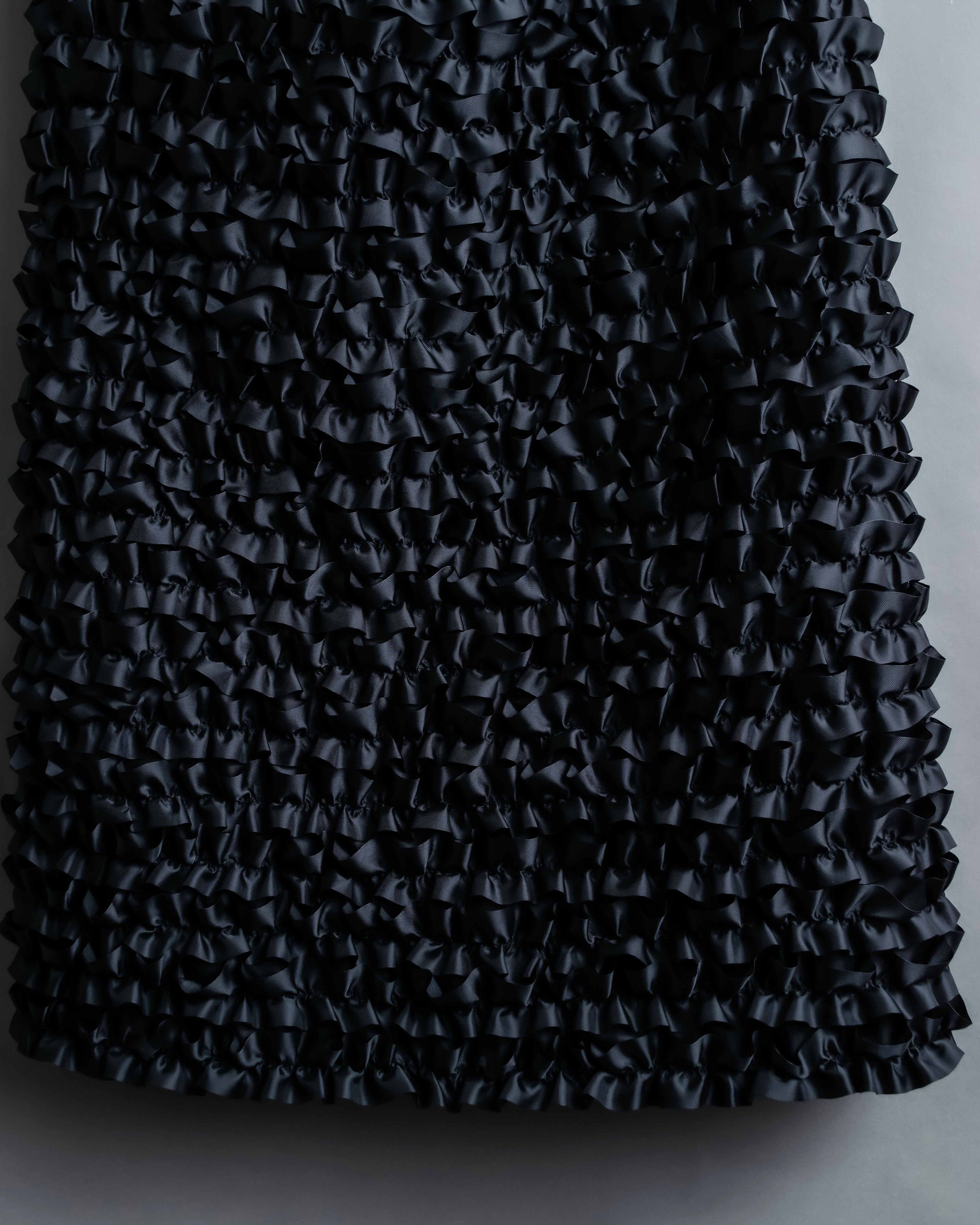 “tricot COMME des Garçons AD1999" Ribbon designed long skirt
