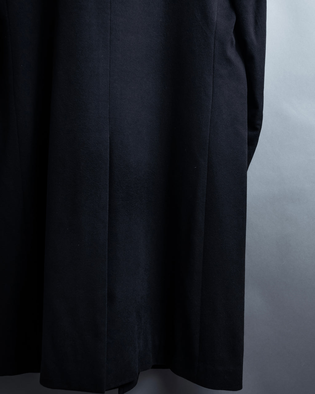 "Ermenegildo Zegna" Drapey finish 100% cashmere cloth chester coat