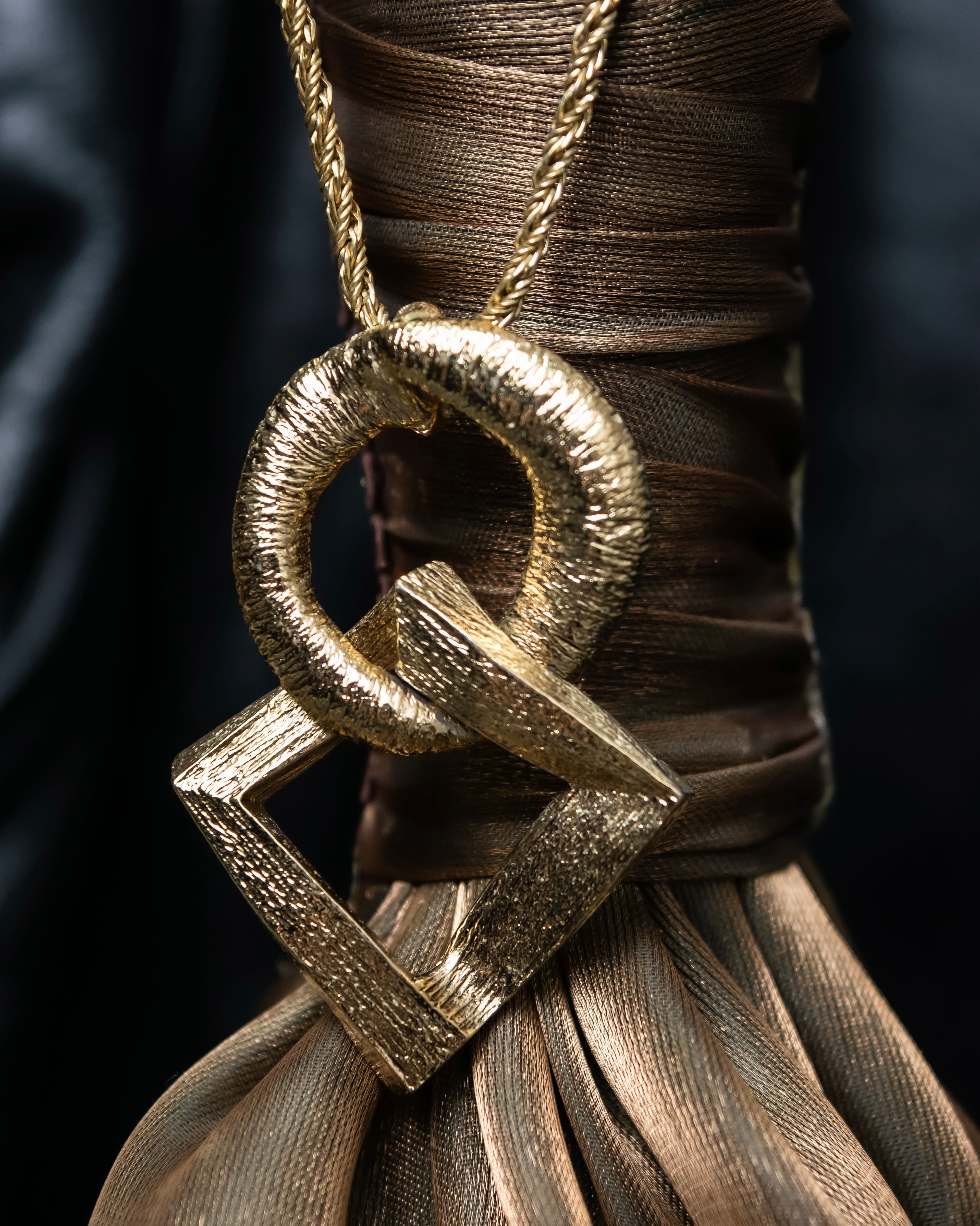 “Yves Saint Laurent” antique processed gold chain necklace