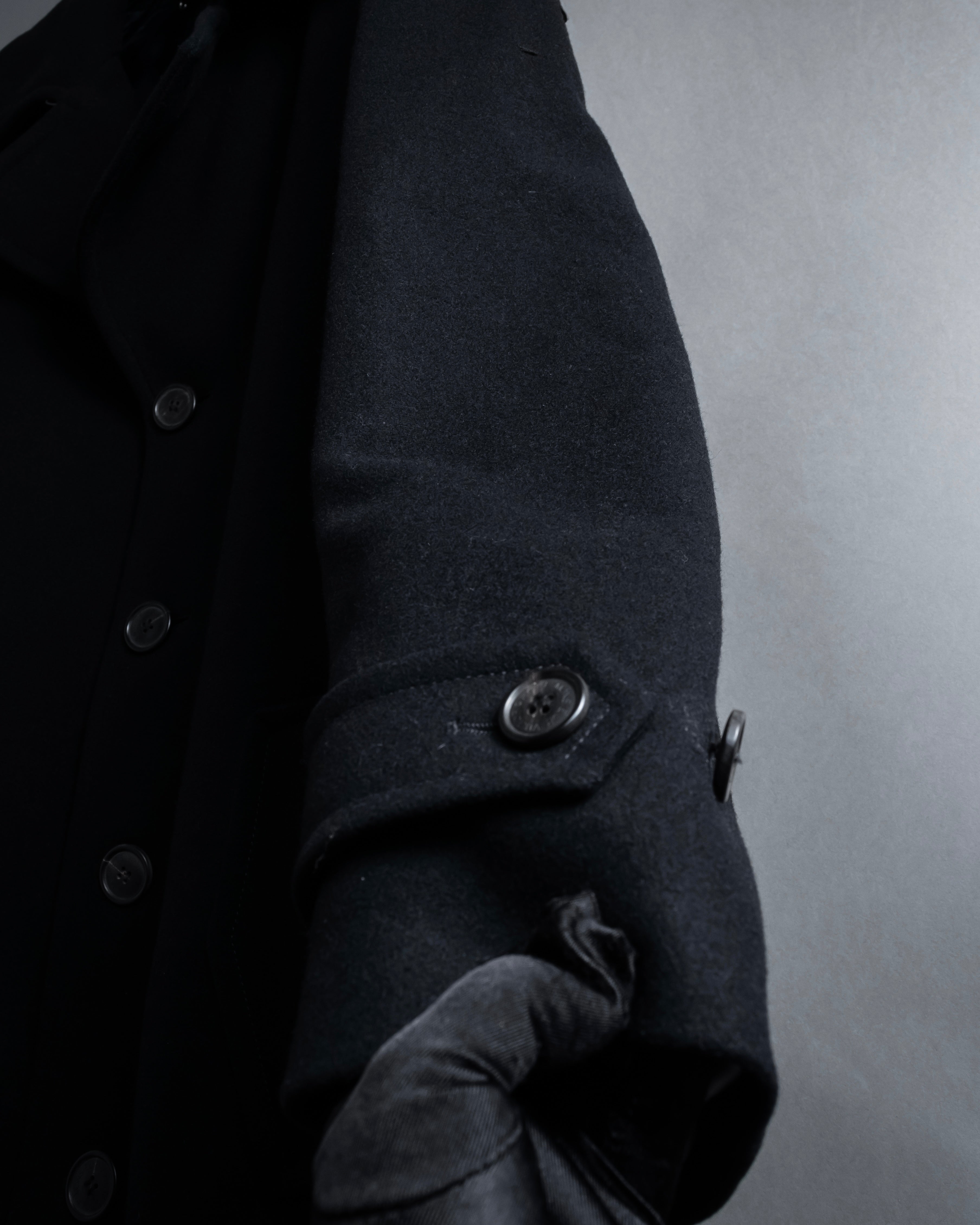 "VIKTOR&ROLF" Sculptural lapel melton coat