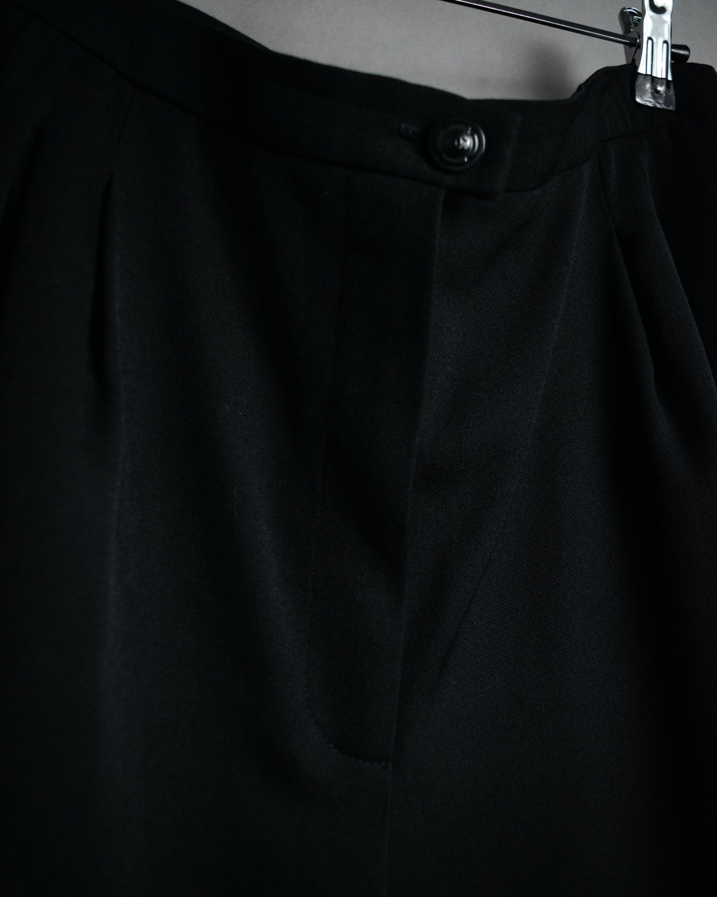 –SPECIAL– “CHANEL” 97AW Wide tuck trousers