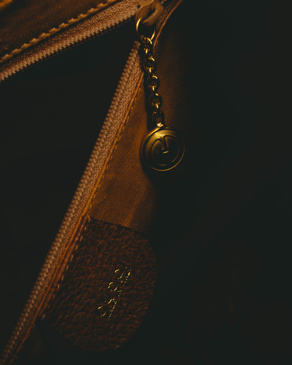 "GUCCI" 80's-90's Bamboo handle leather tote bag