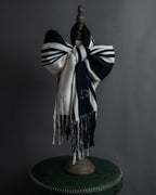 "GUCCI" 90's-00's Line fringe design two-tone long stole