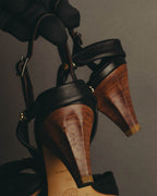 "CHANEL" 90's-00's Bow leather ankle strap sandals