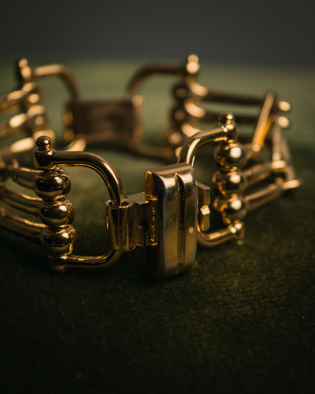 “CELINE” 2019-2024 Gold maillon horsebit bracelet