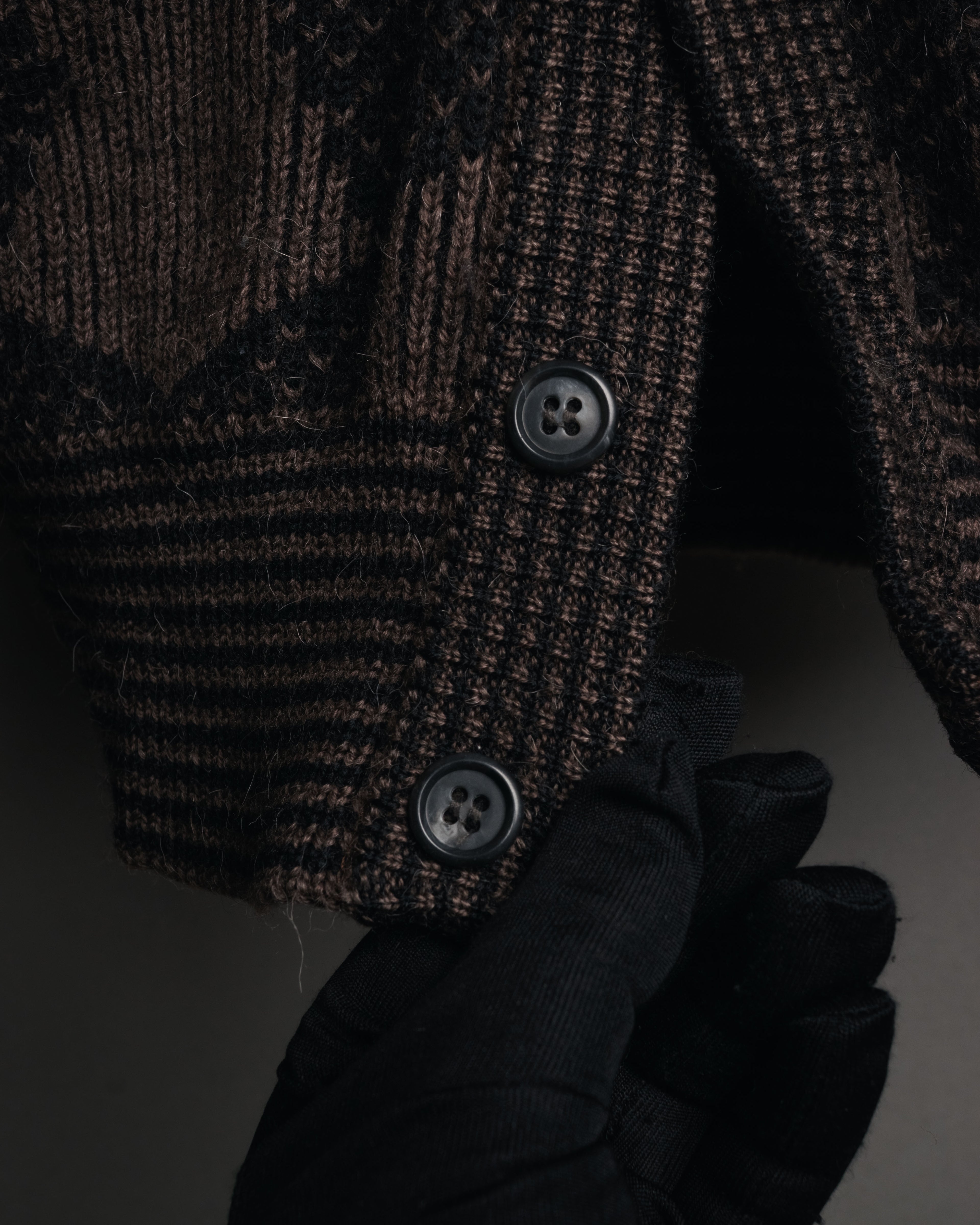 “Yves Saint Laurent” 80’s-90’s geometric knit cardigan
