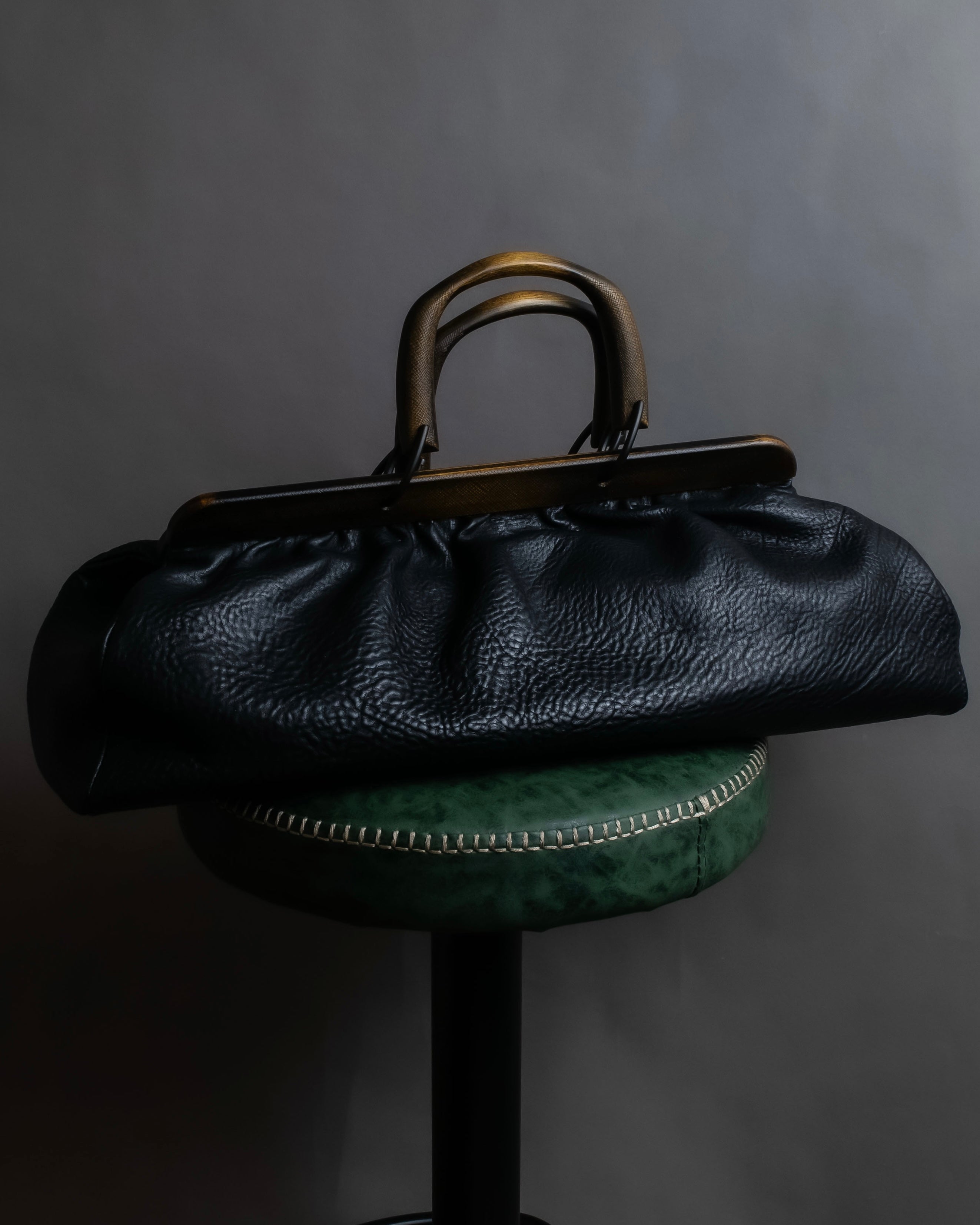 "GUCCI" Bamboo essence horizontal leather handbag