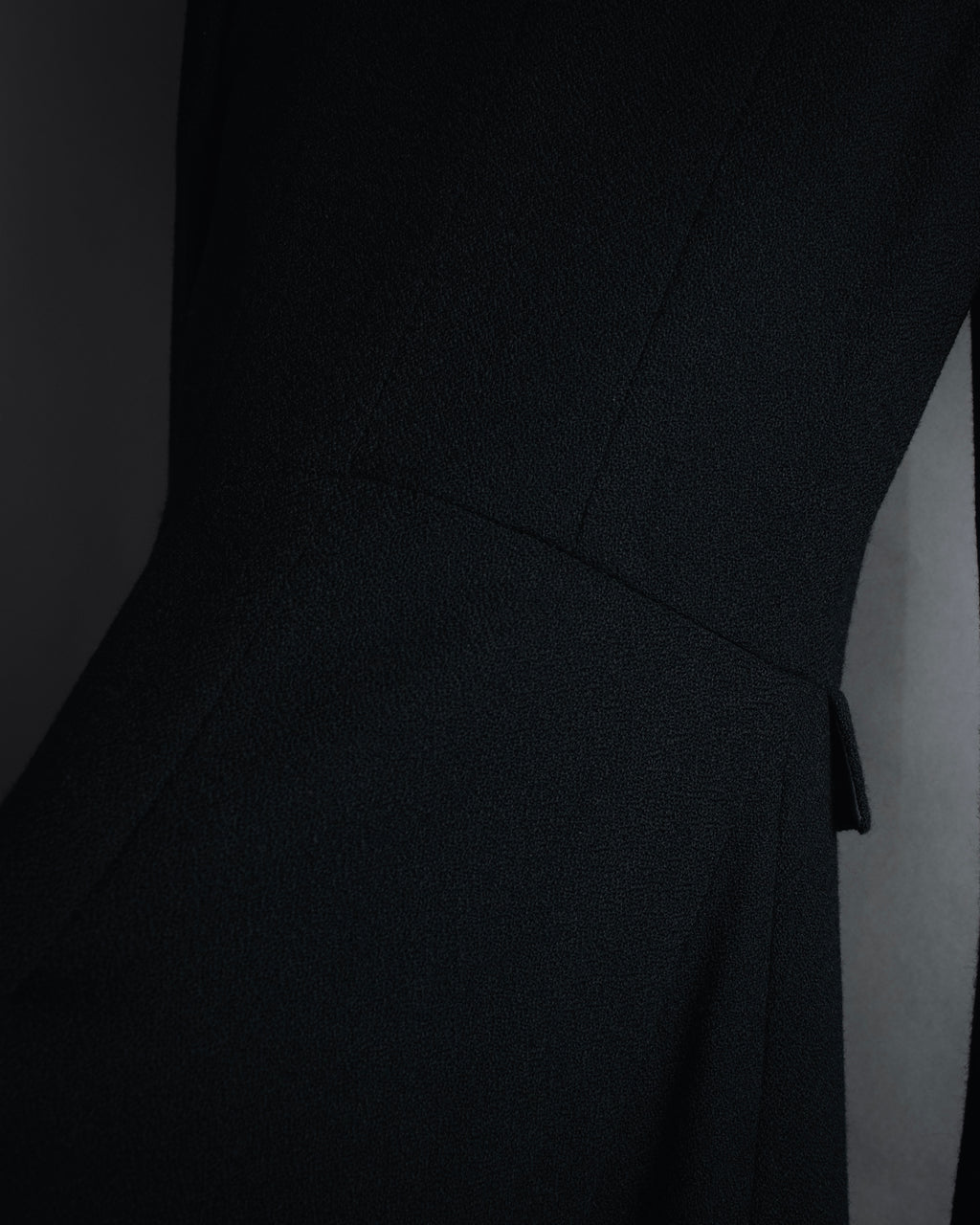 –SPECIAL– "CHANEL" 04SS sculpted princess-line wool crepe coat