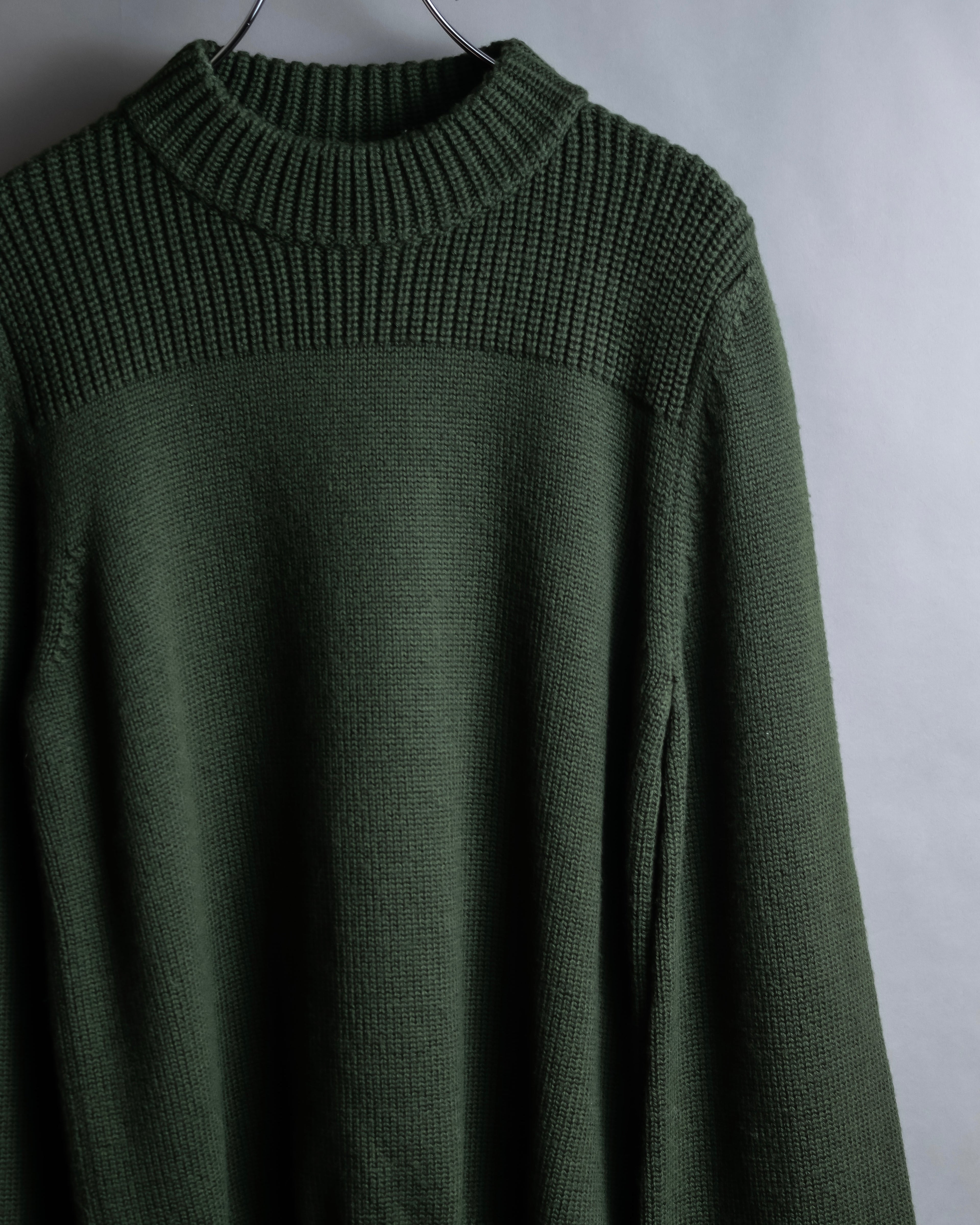 "MONCLER" Relaxed fit high neck lace change knit