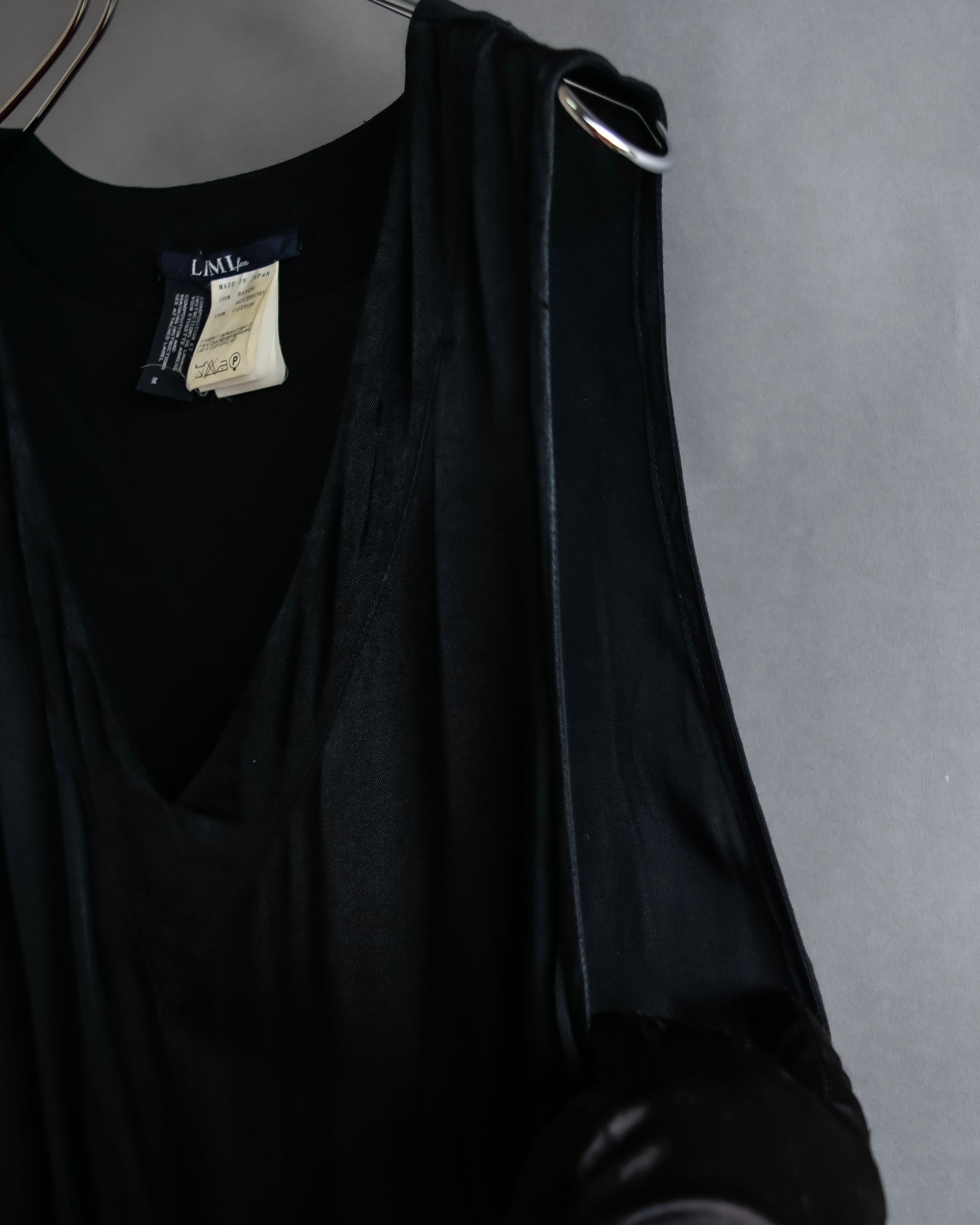 "LIMI feu" Knitted lace design belted sleeveless dress