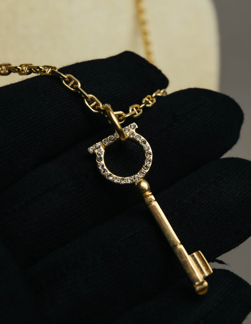 "Salvatore Ferragamo" 00's-20's Gancini key pendant necklace