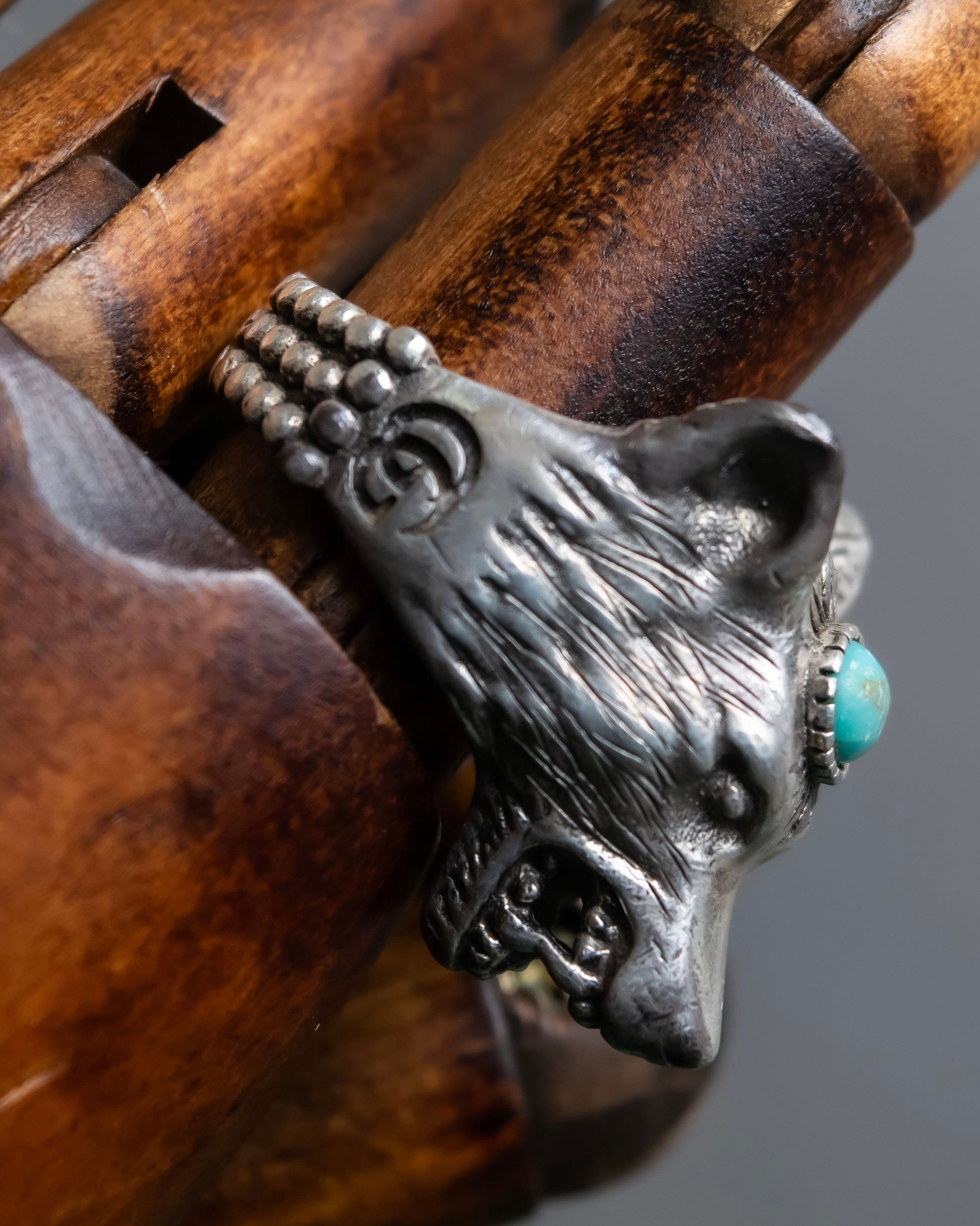 "GUCCI" Anger Forest series wolf motif turquoise stone design silver ring