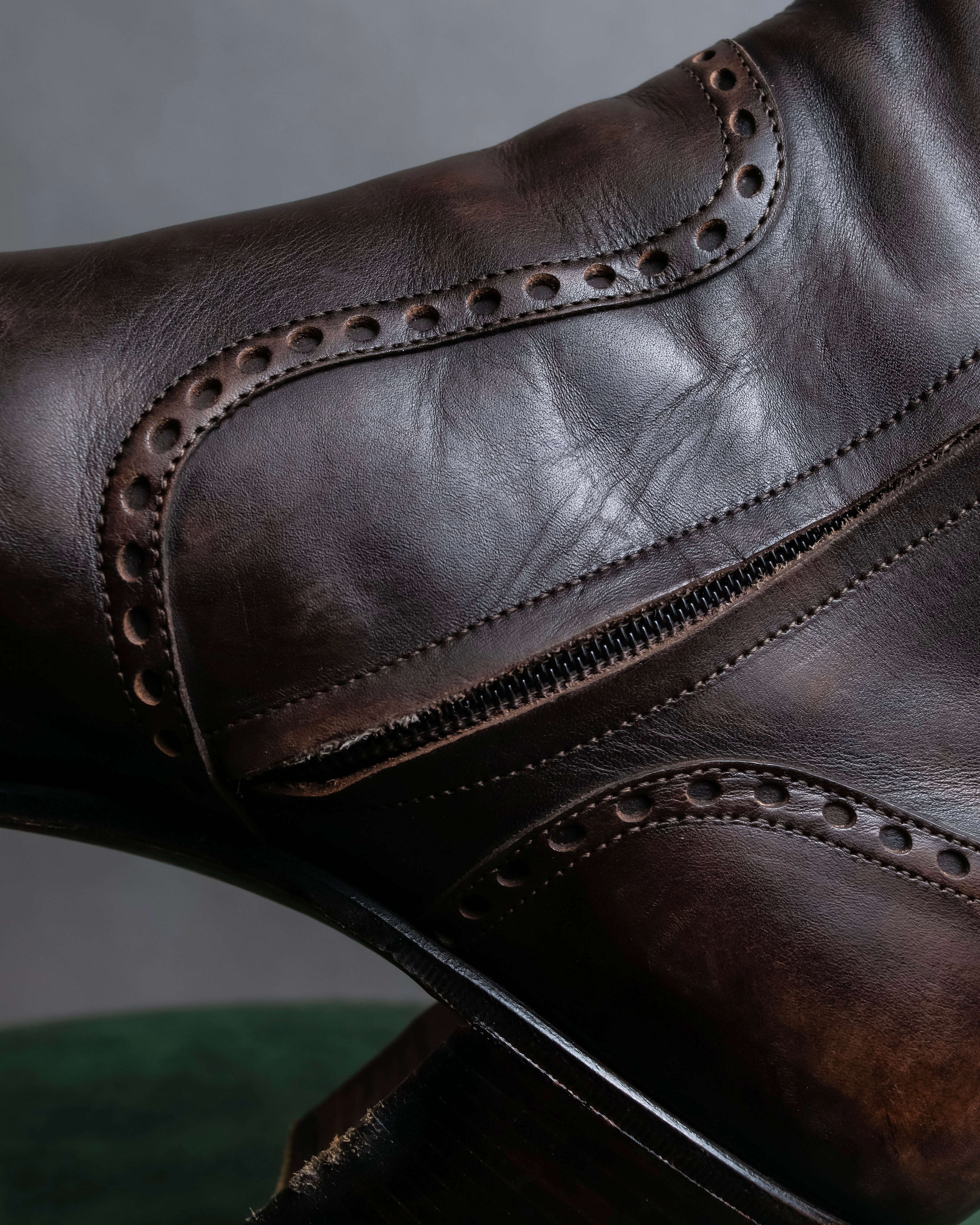 "YVES SAINT LAURENT" Medallion-embellished square heel boots