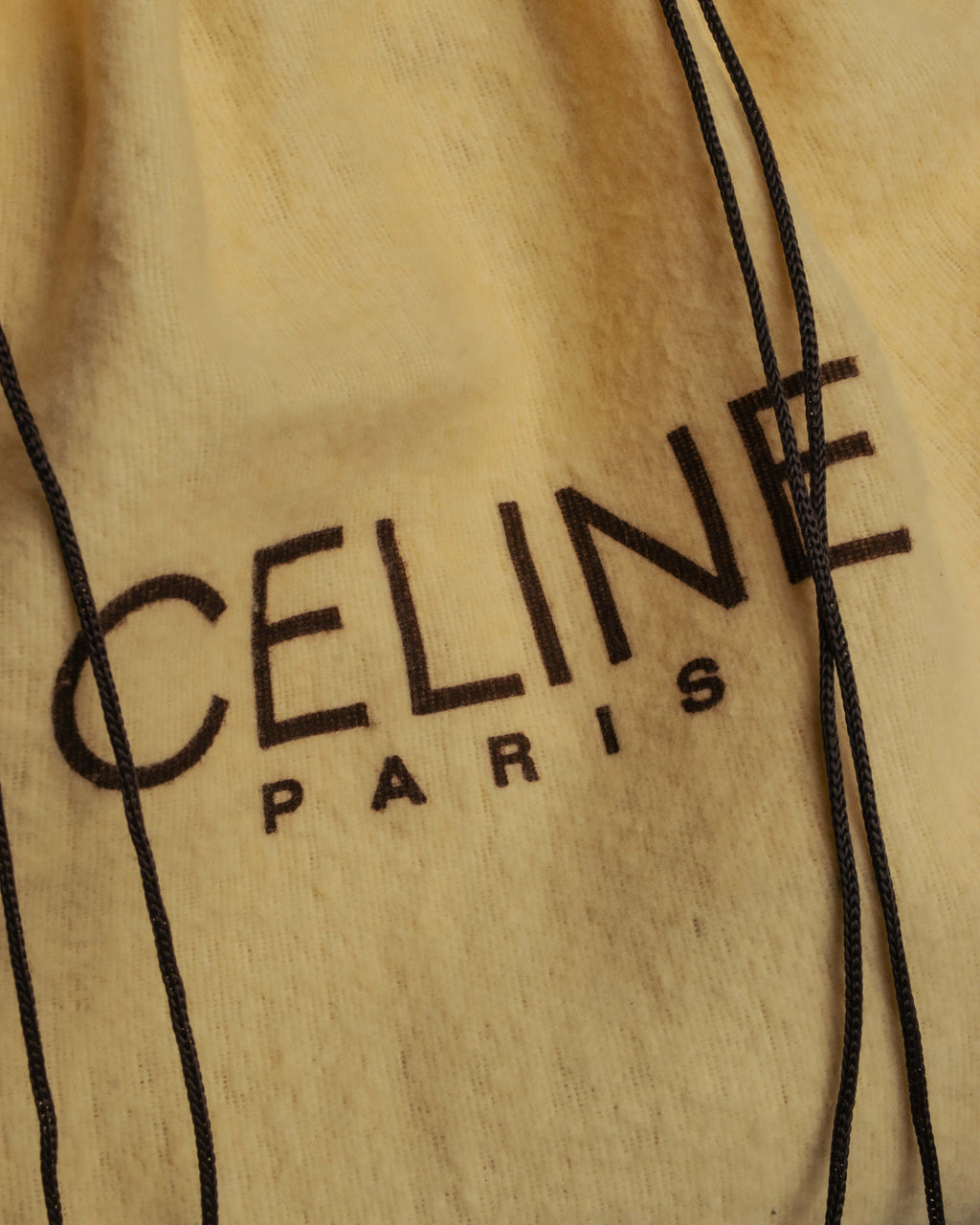 "CELINE" 80's-90's Vintage triangle flap gather leather shoulder bag