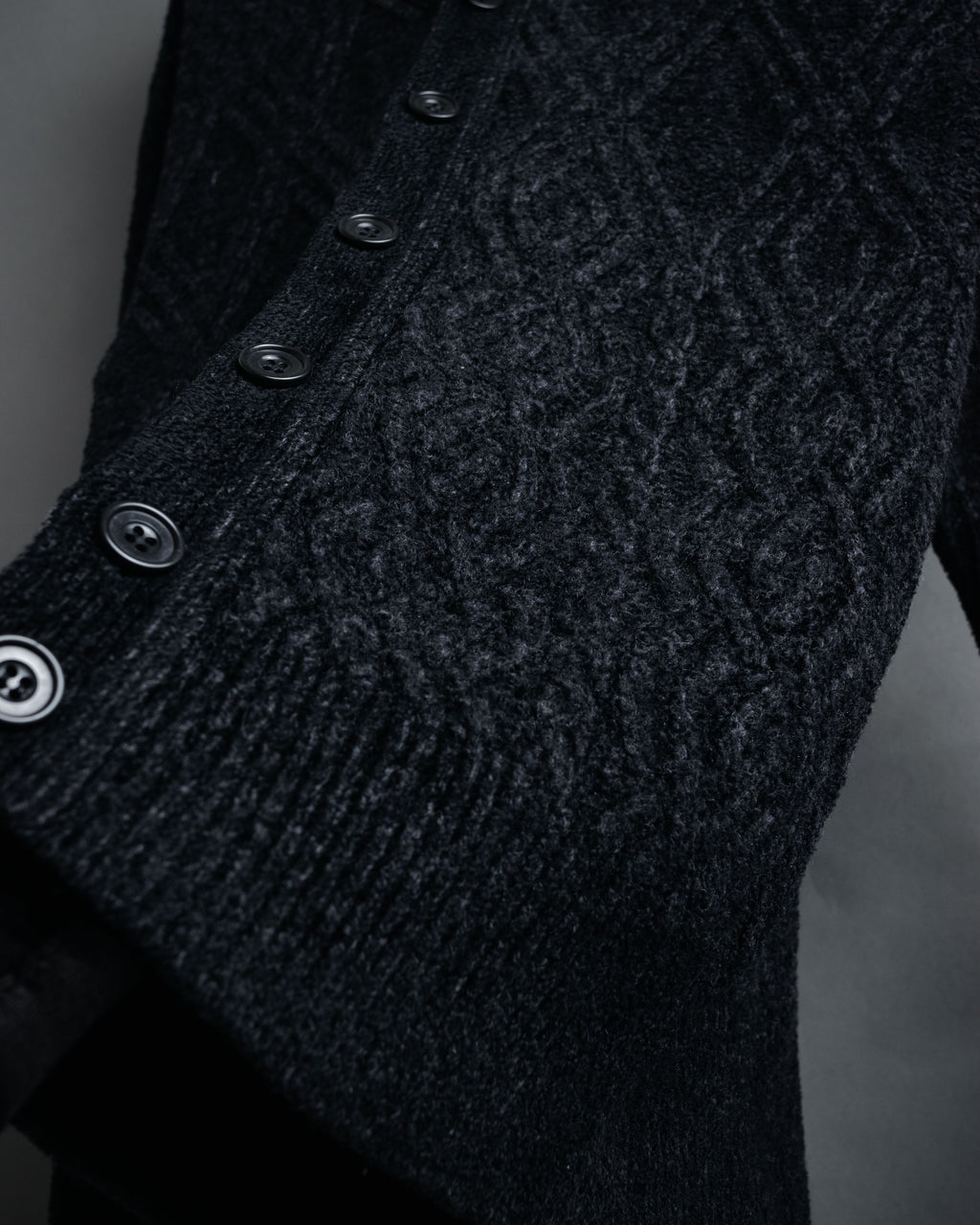 “Yves Saint Laurent” 90’s Textured diamond pattern cardigan