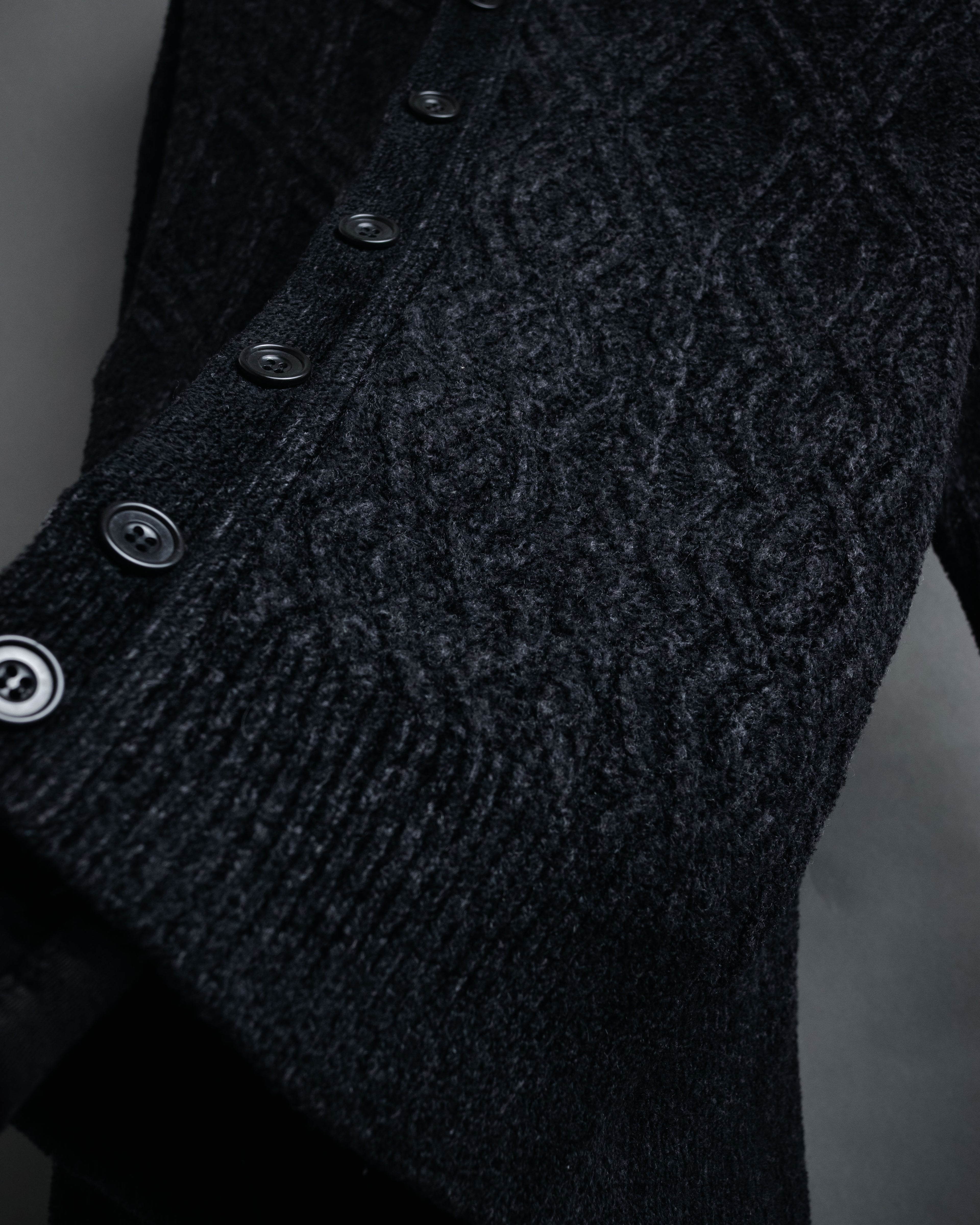 “Yves Saint Laurent” 90’s Textured diamond pattern cardigan