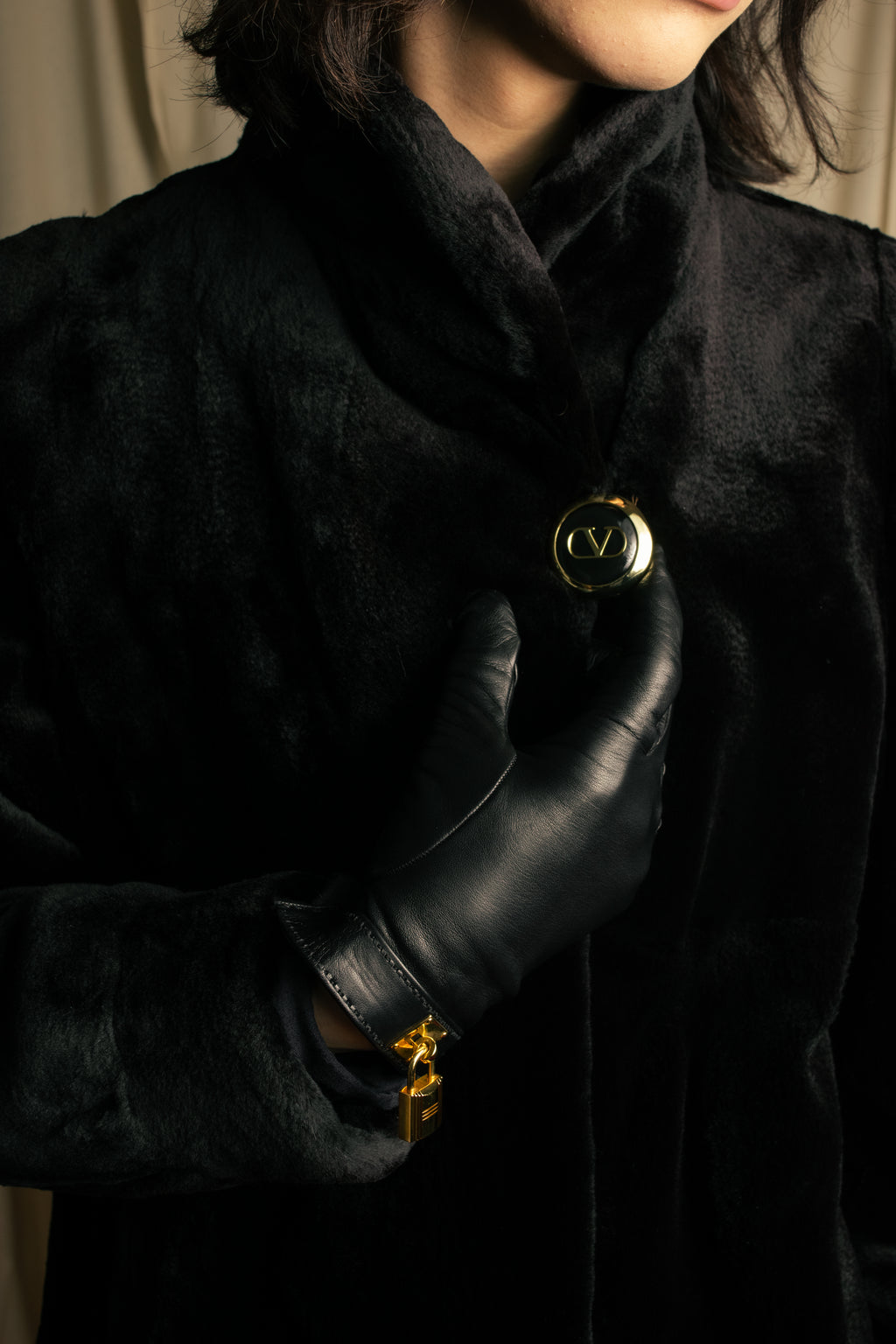 -SPECIAL- “VALENTINO” 1988–1992 SAGA Mink Shawl Collar Coat