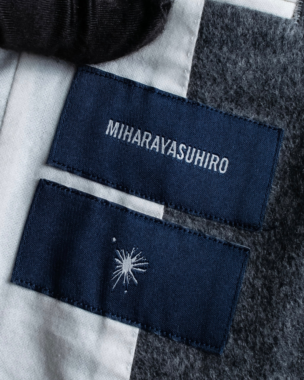 "MIHARA YASUHIRO" Hidden zip detail tailored jacket