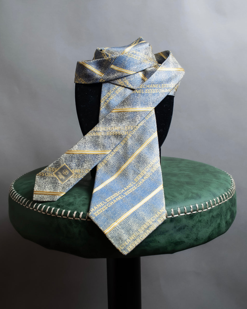 "CHANEL" Regimental pattern gold scattered design neck tie