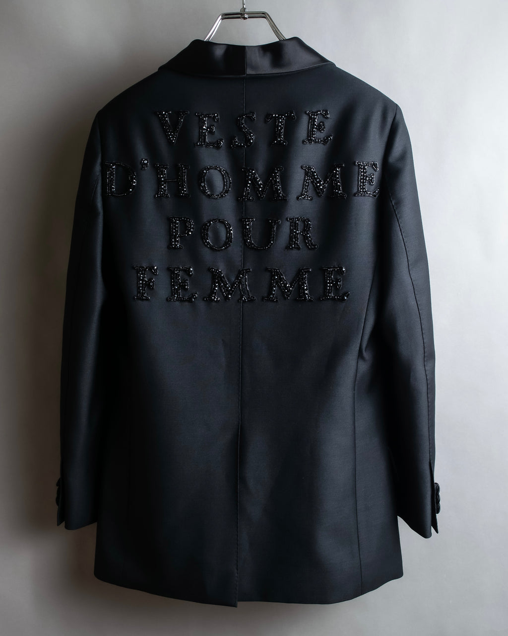 "GUCCI" Pre-Fall 2018 collection message embroidered shawl collar jacket