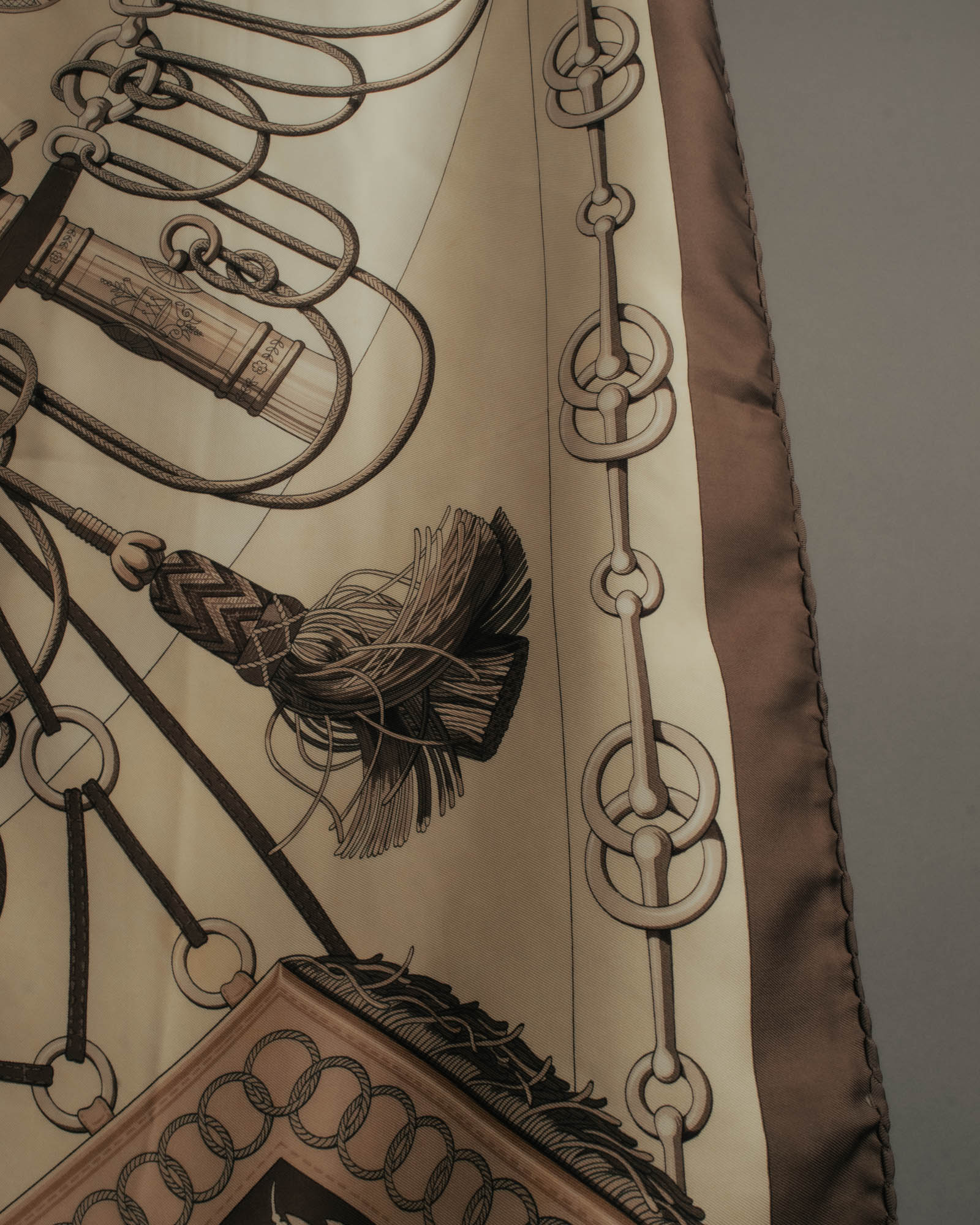 "Hermès" Cliquetis、J. Abadie silk scarf