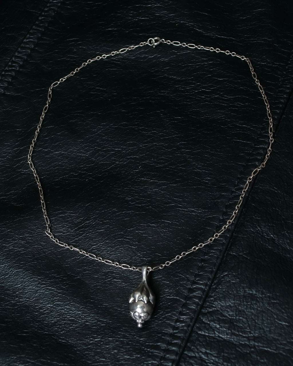 “Georg Jensen” Fruit motif designed silver chain necklace