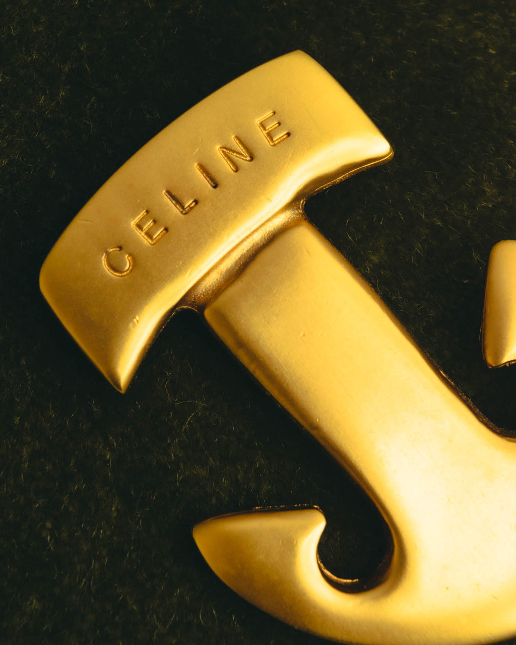 “CELINE” Late 80’s-90’s anchor motif gold brooch