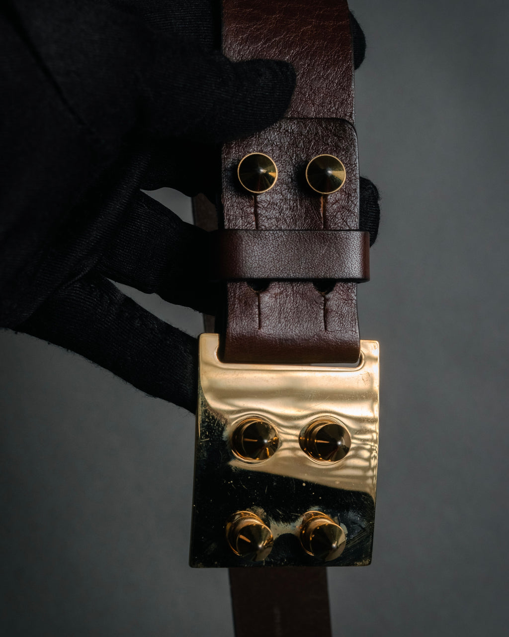 “FENDI” 2000’s FF studded sculptural leather belt