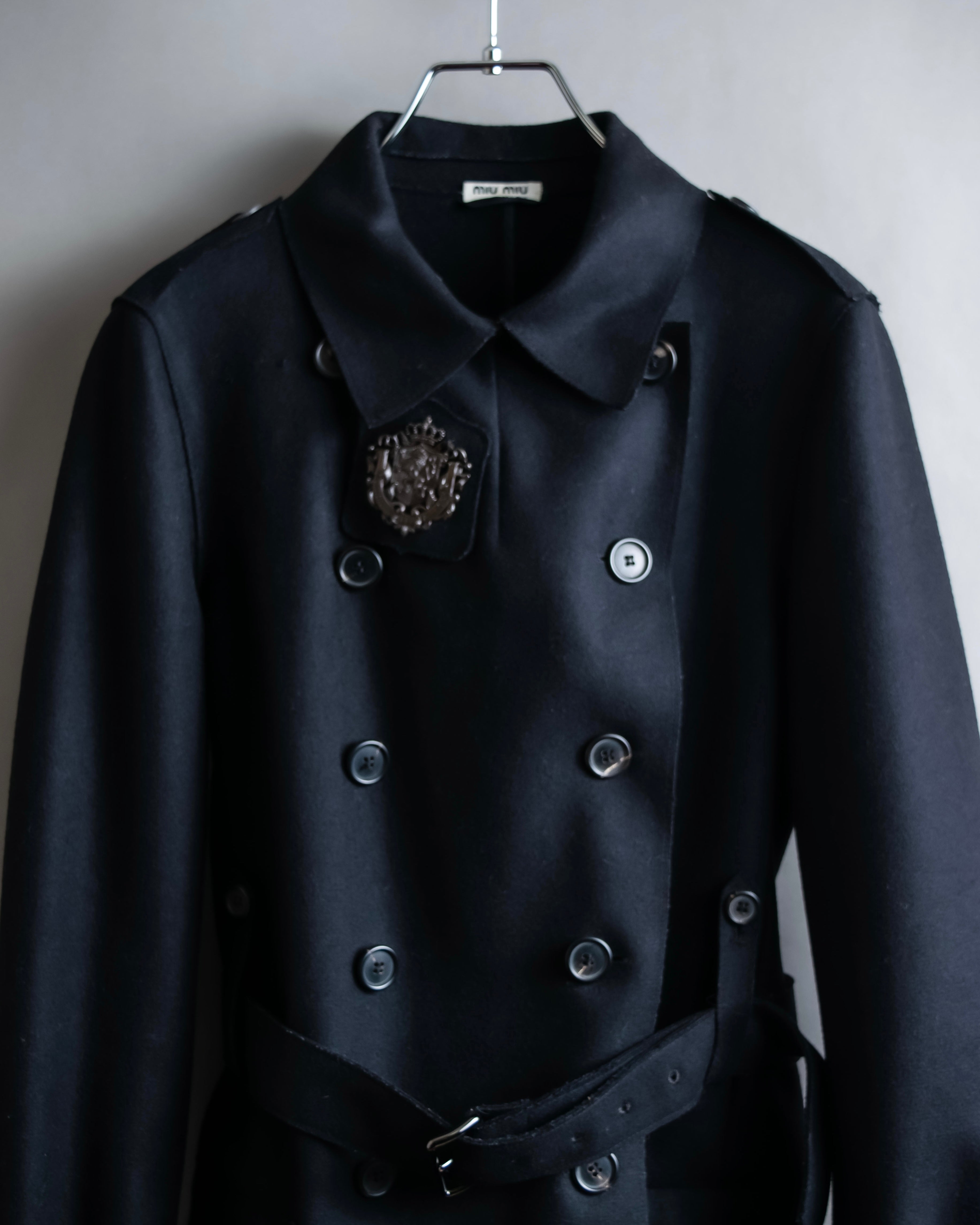 "MIU MIU" Crest brooch design belted trench coat