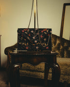 "VALENTINO" 80's-90's Ornately embroidered velvet chain shoulder bag